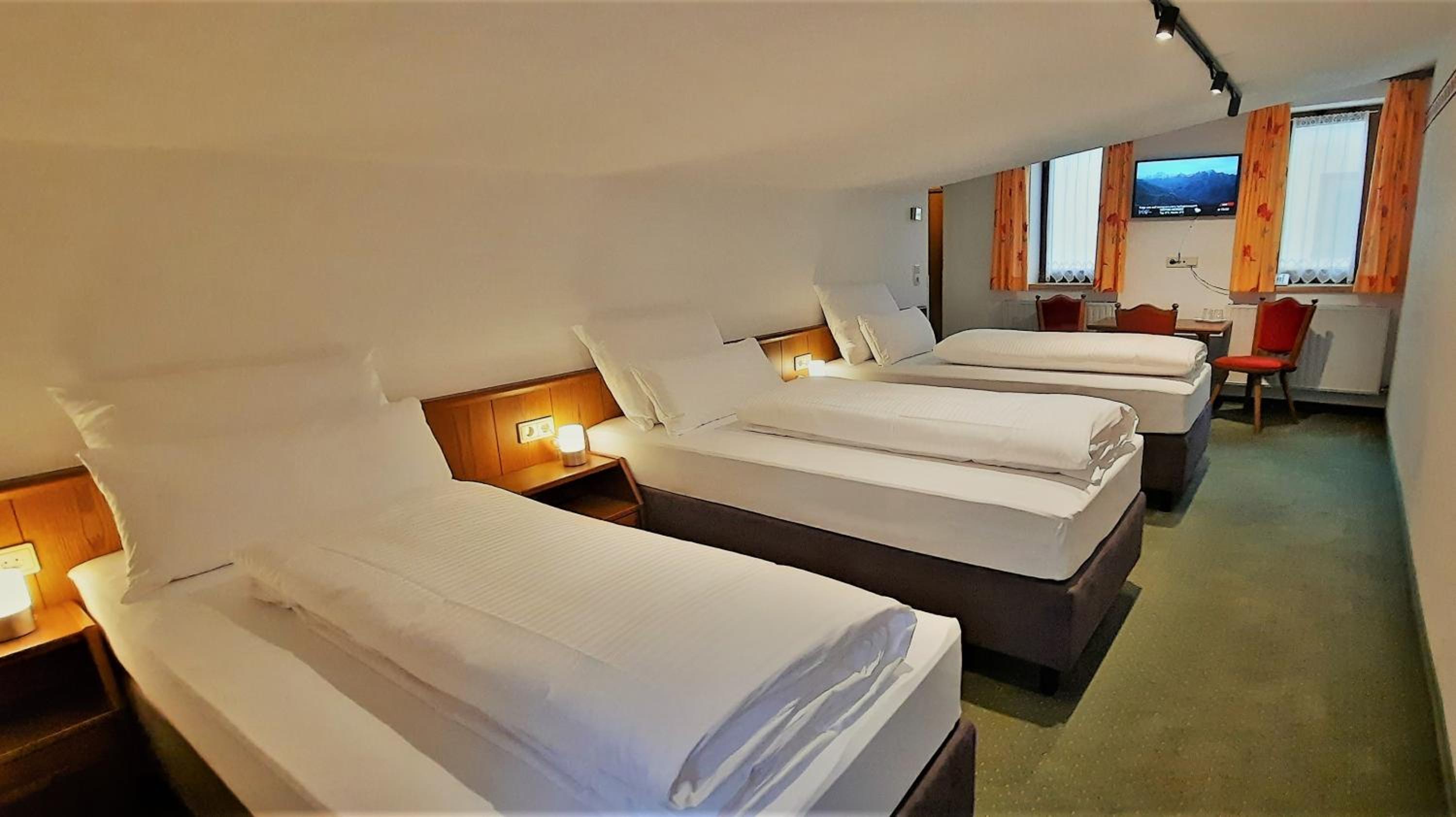Standard Triple Room photo 1