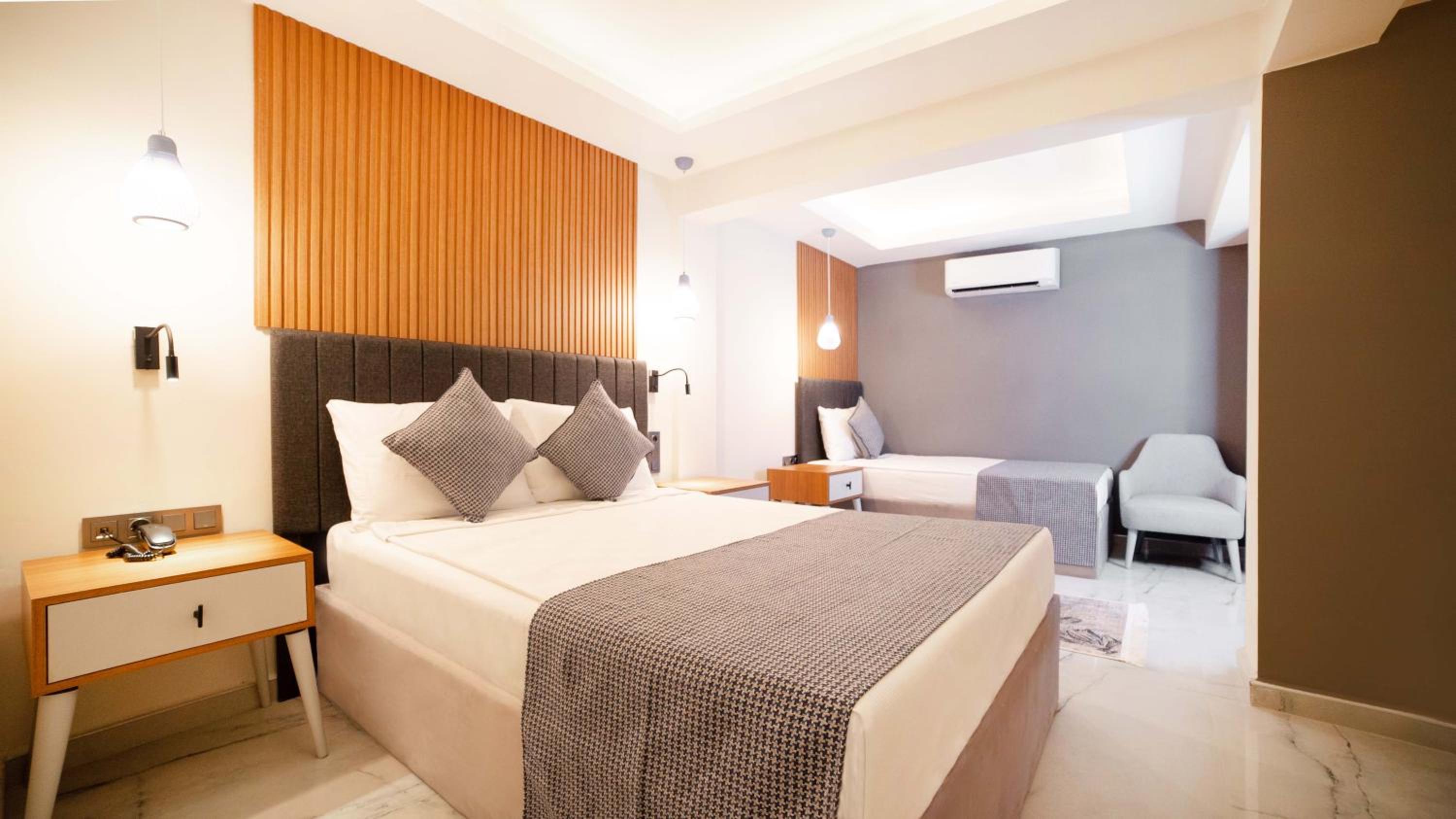 Standard Family Room