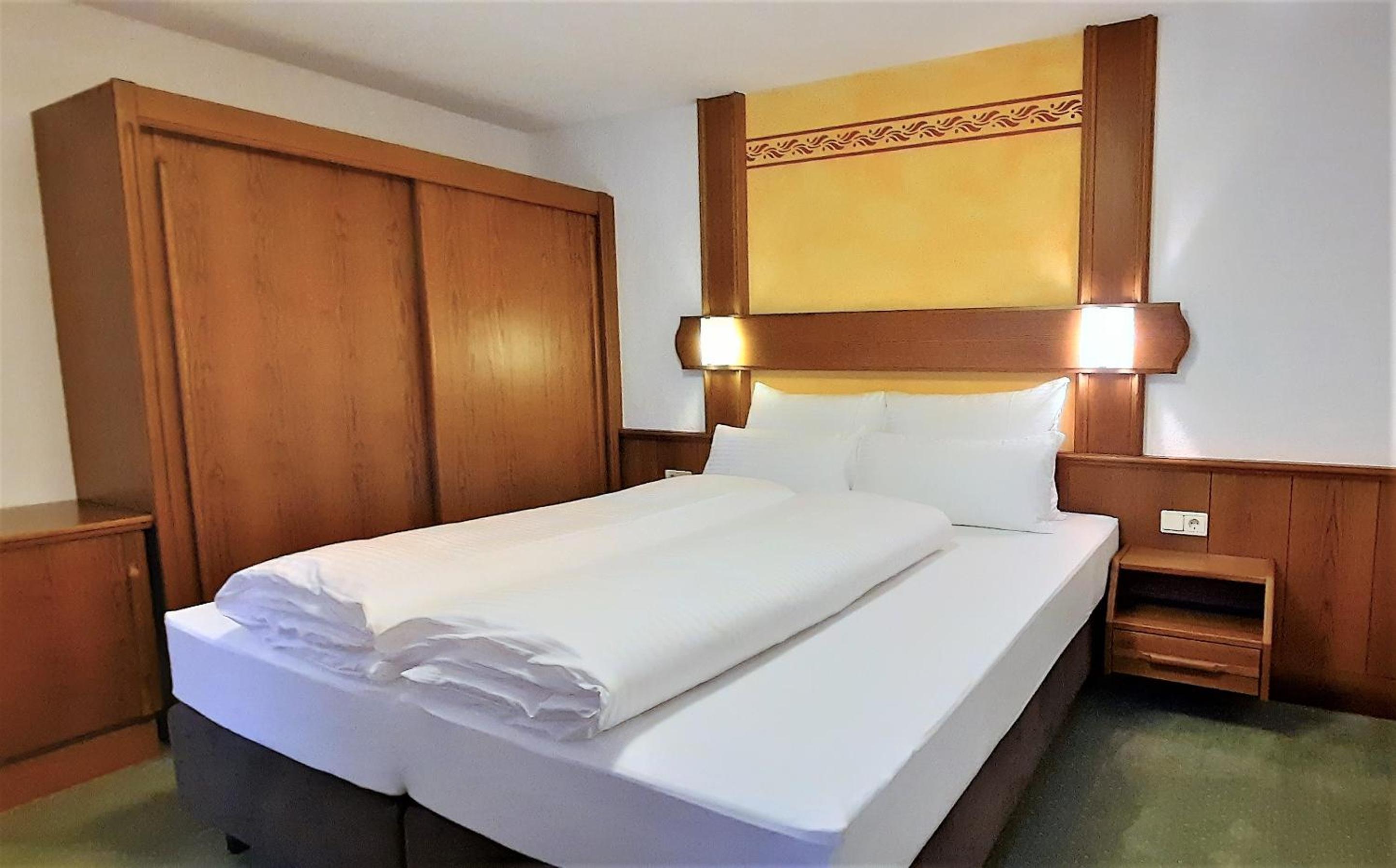 Budget Double Room photo 1