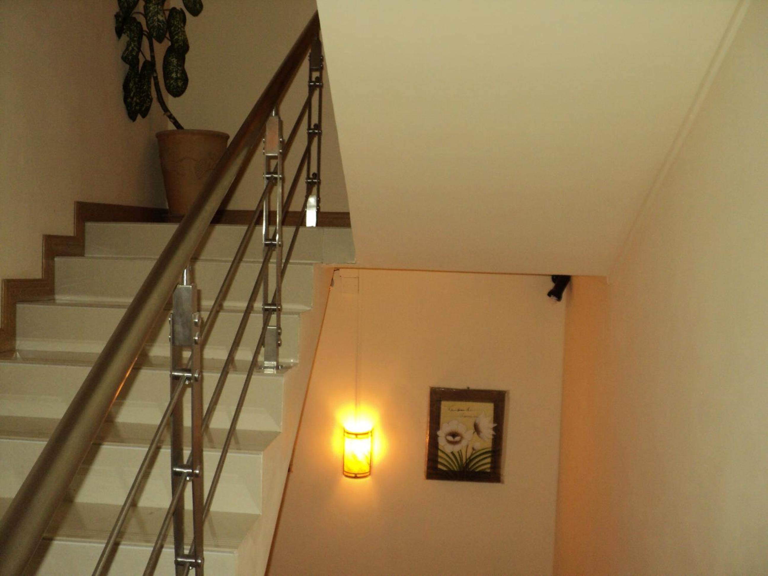 Halb Keller 3-Zimmer Wohnung