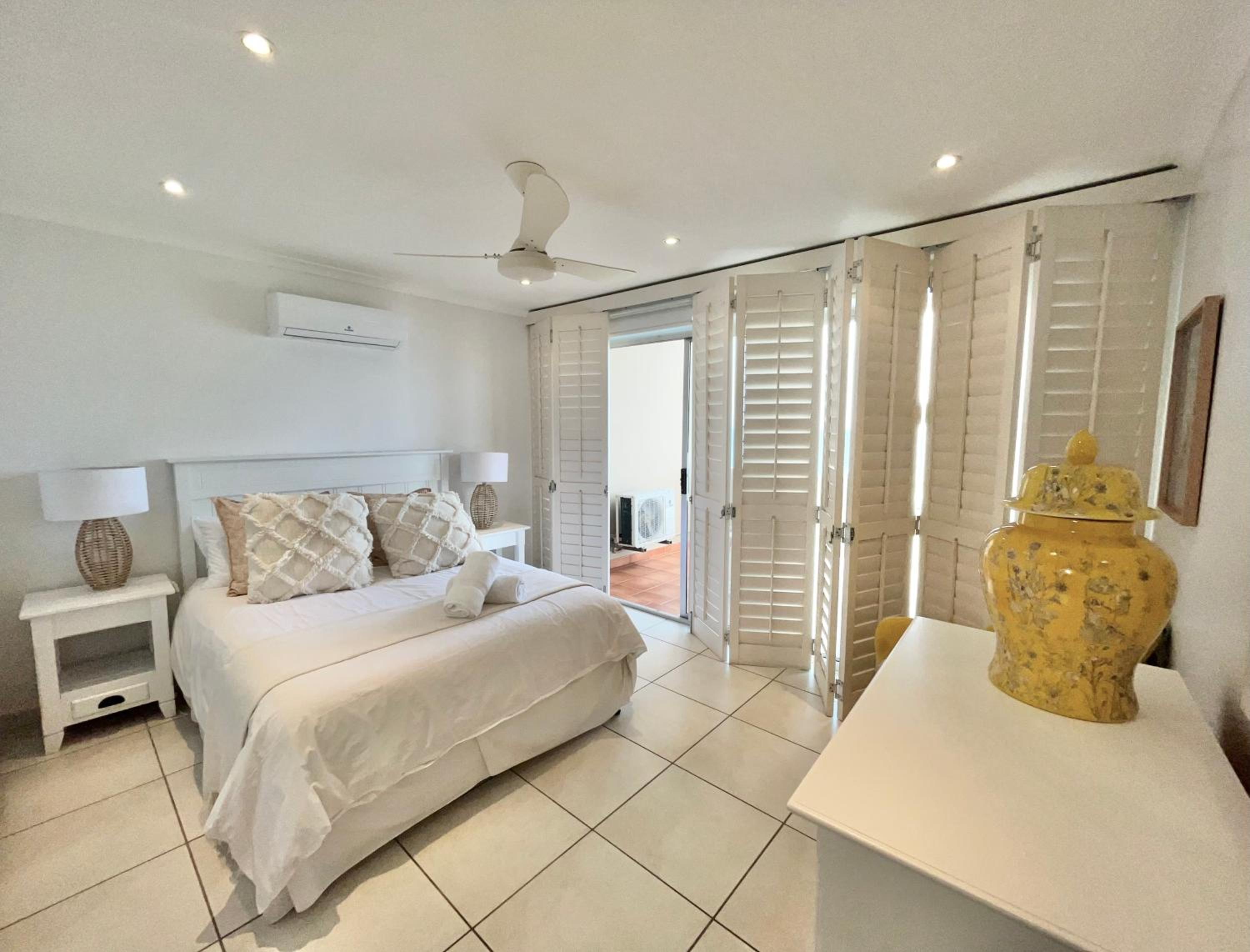 Apartment with Sea View photo 1