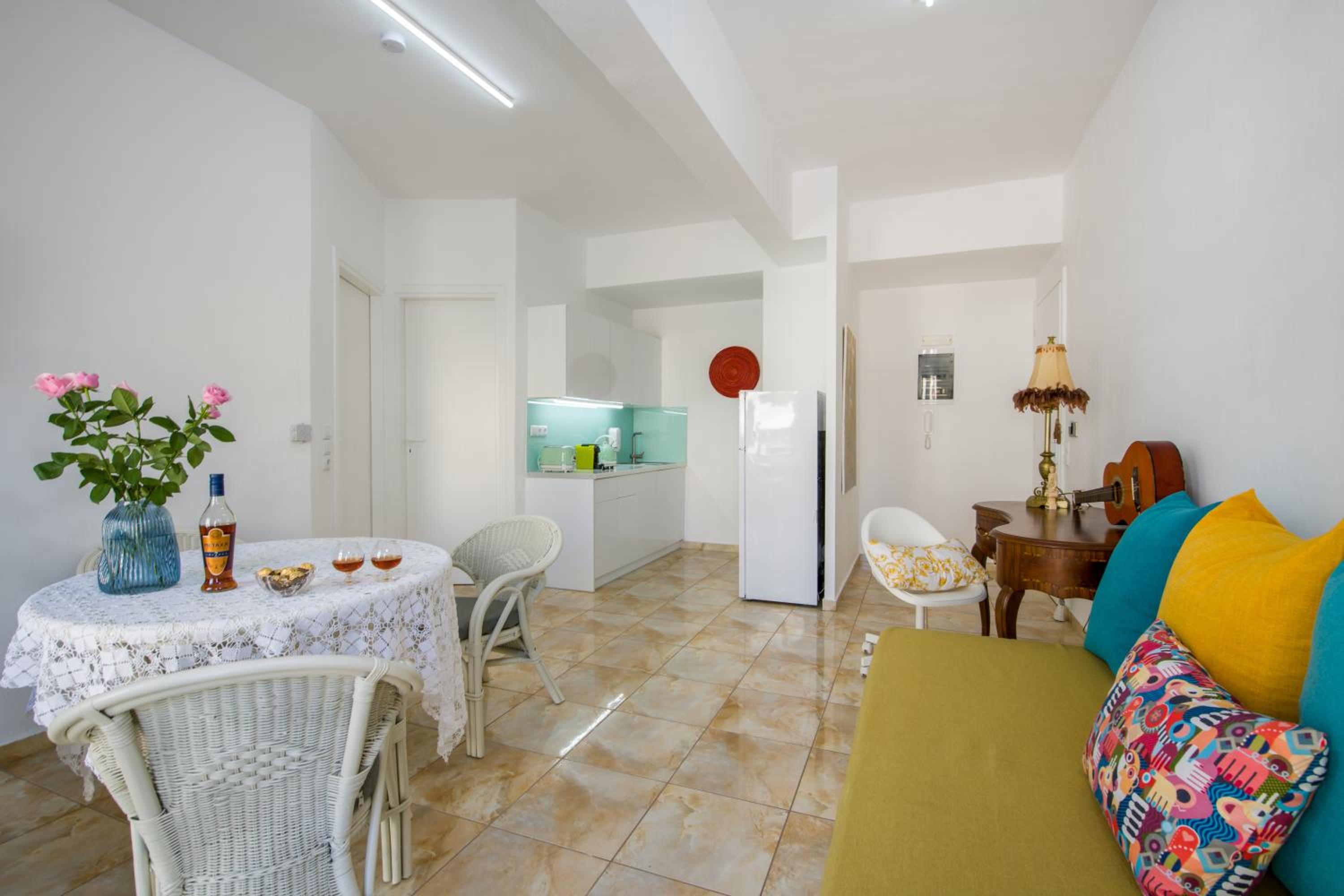 King Suite with Balcony photo 2