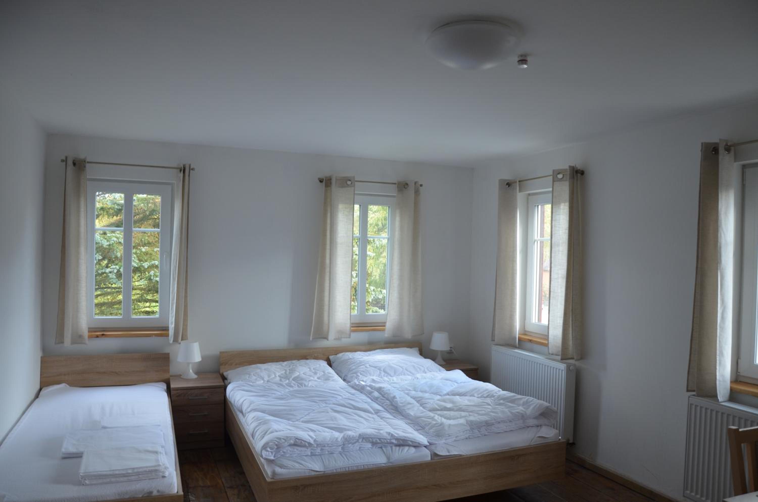 One-Bedroom Apartment photo 2