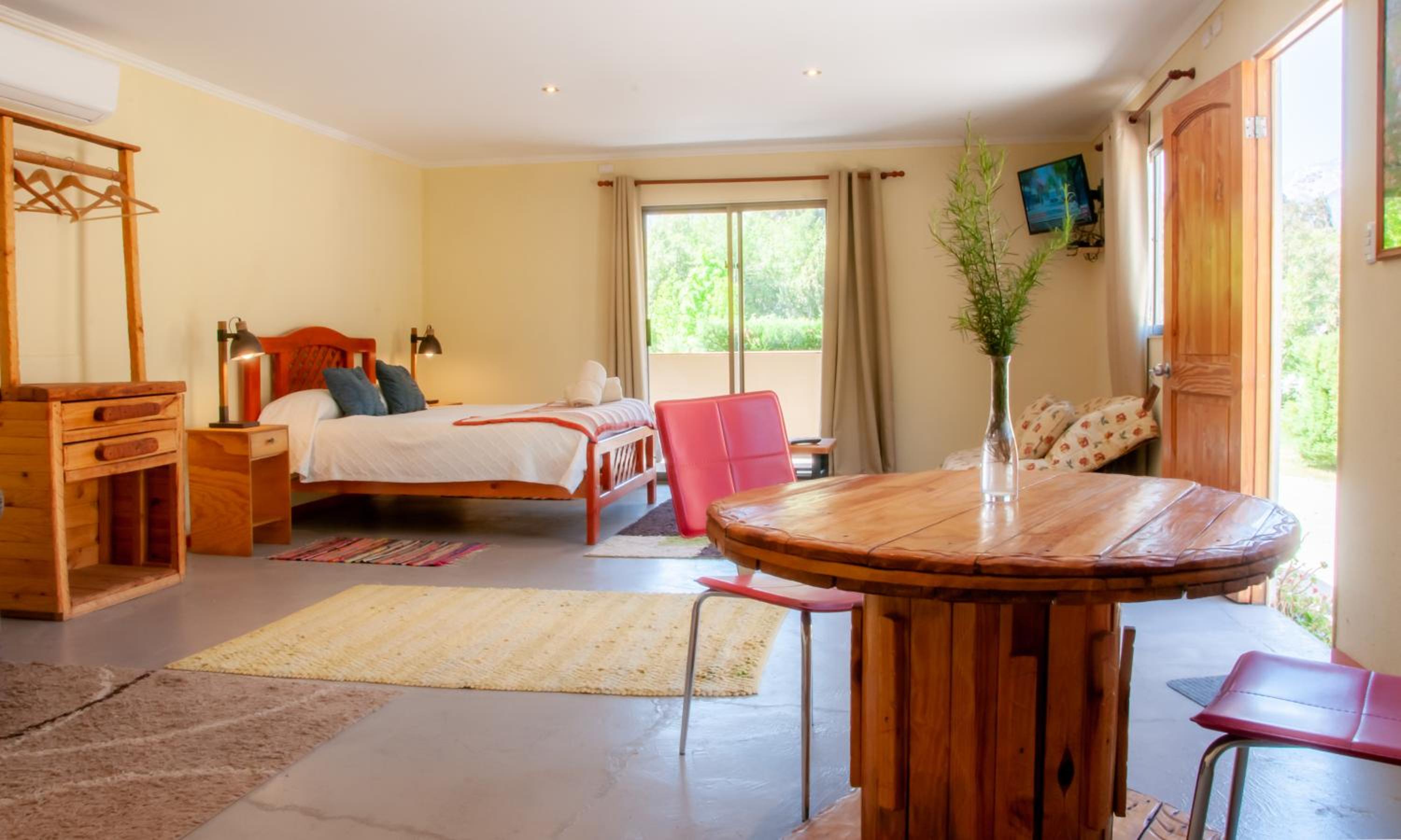 Suite with Mountain View