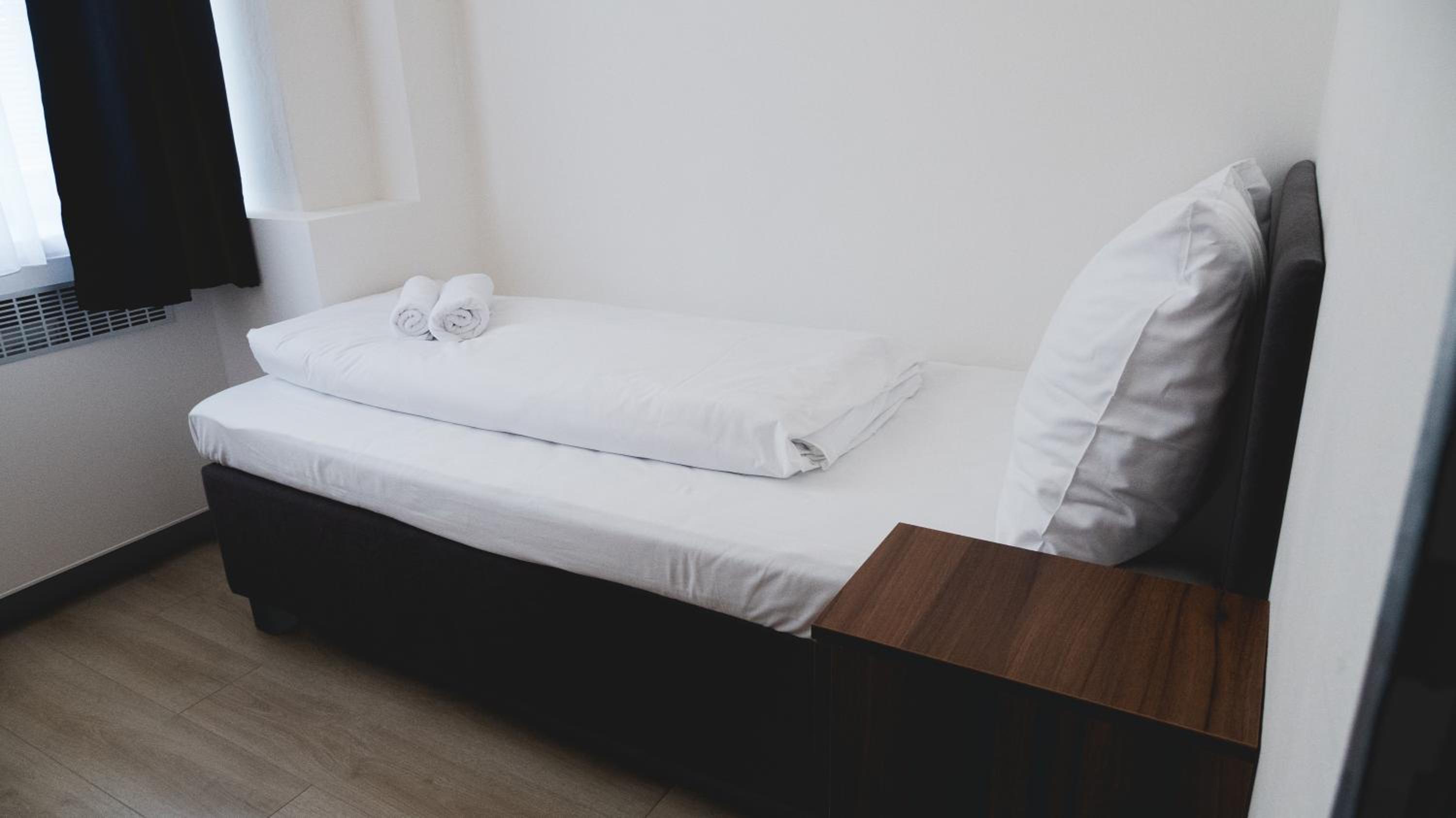 Suite - Photo 14