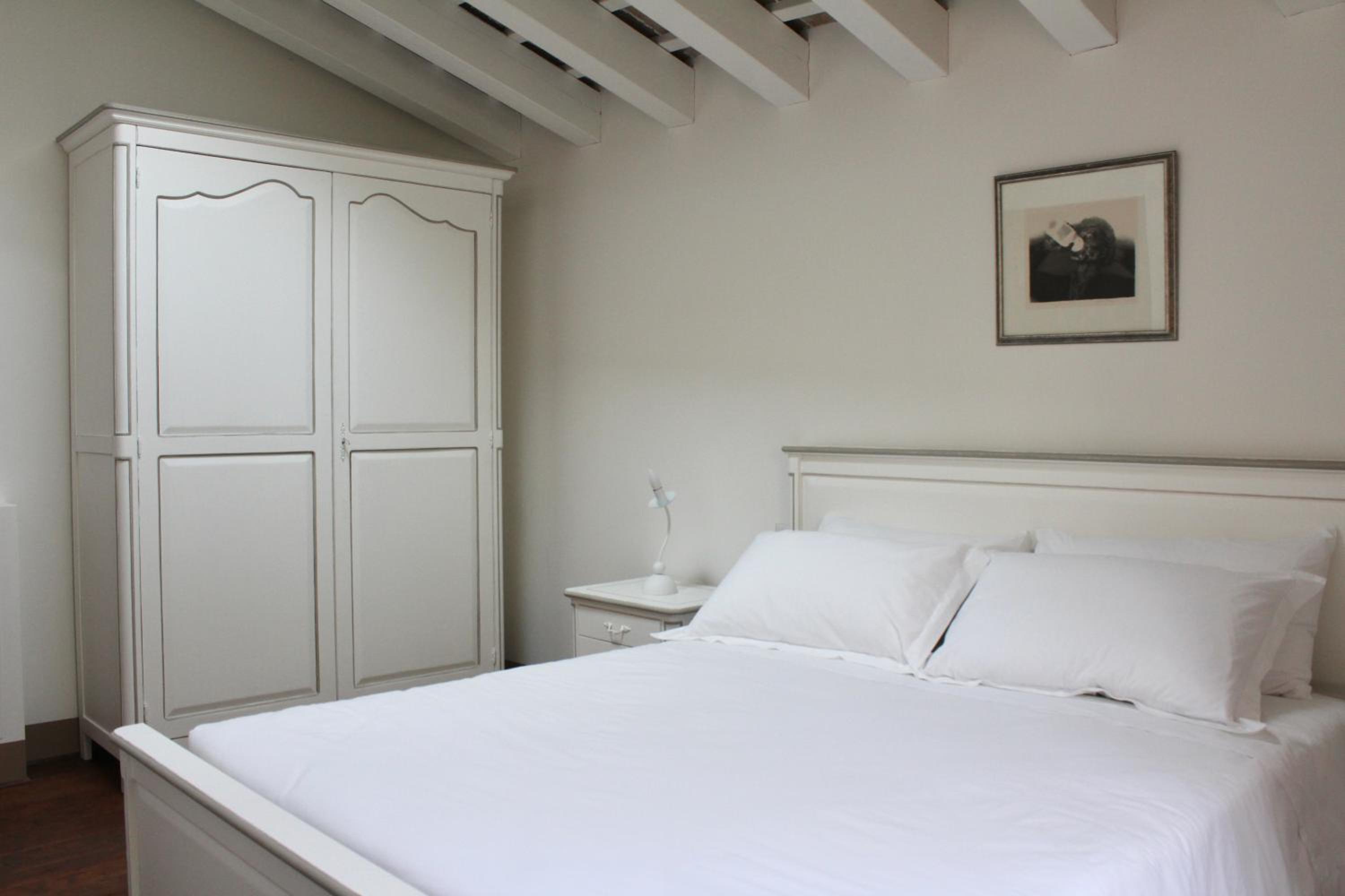 Double Room with Garden View - Photo 2