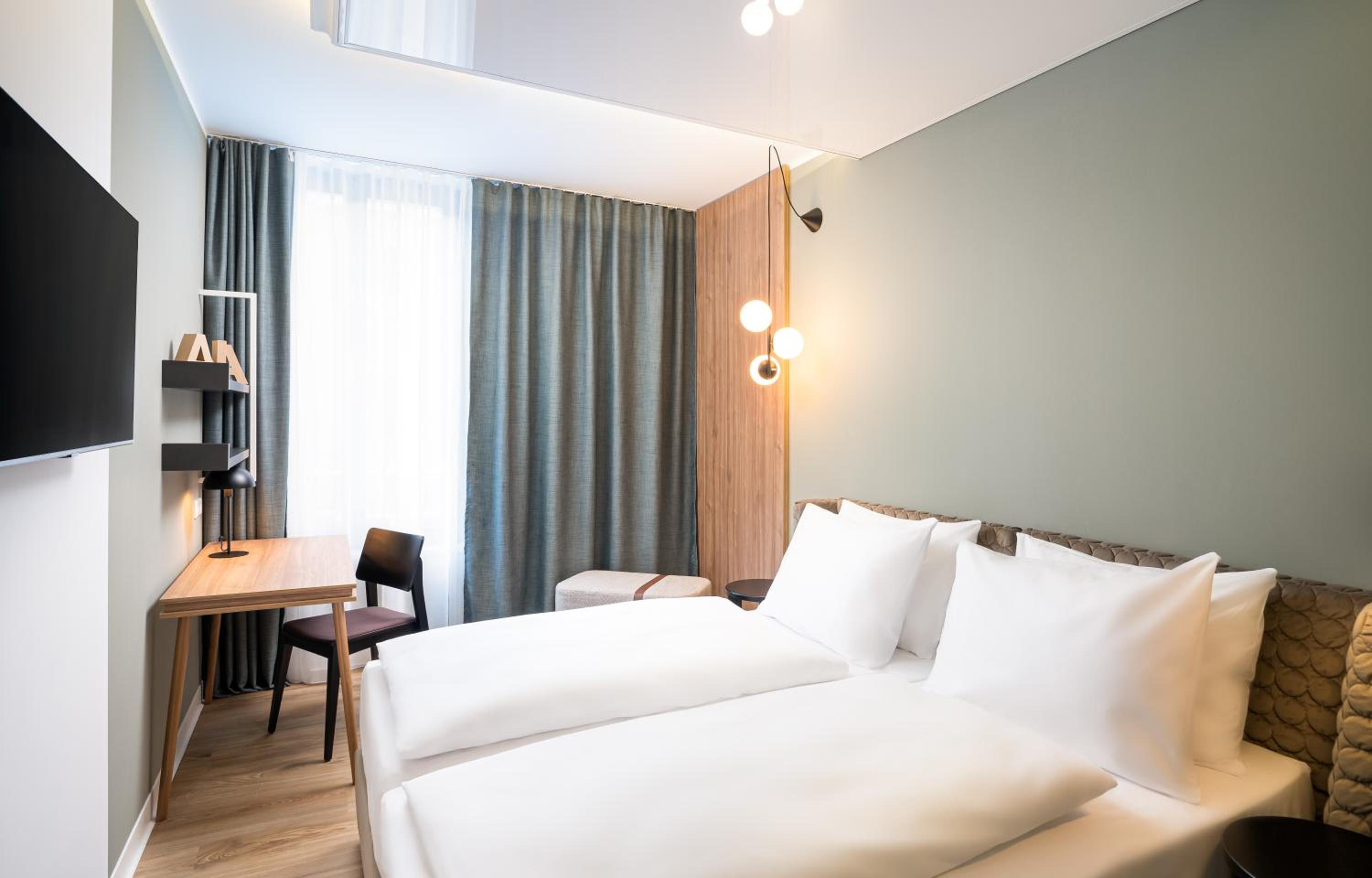 Double Room - Photo 1