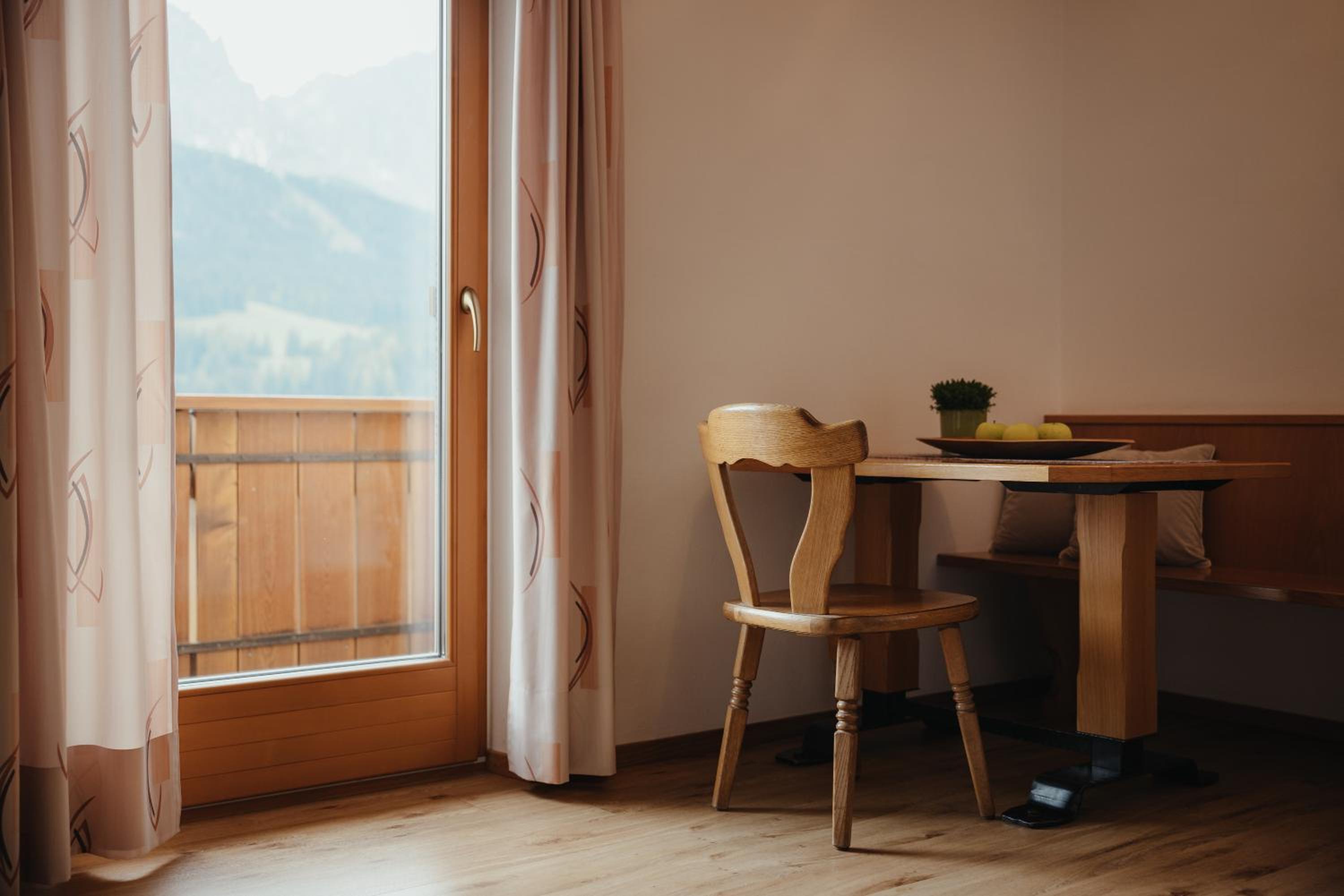 Apartment with View and Balcony photo 2