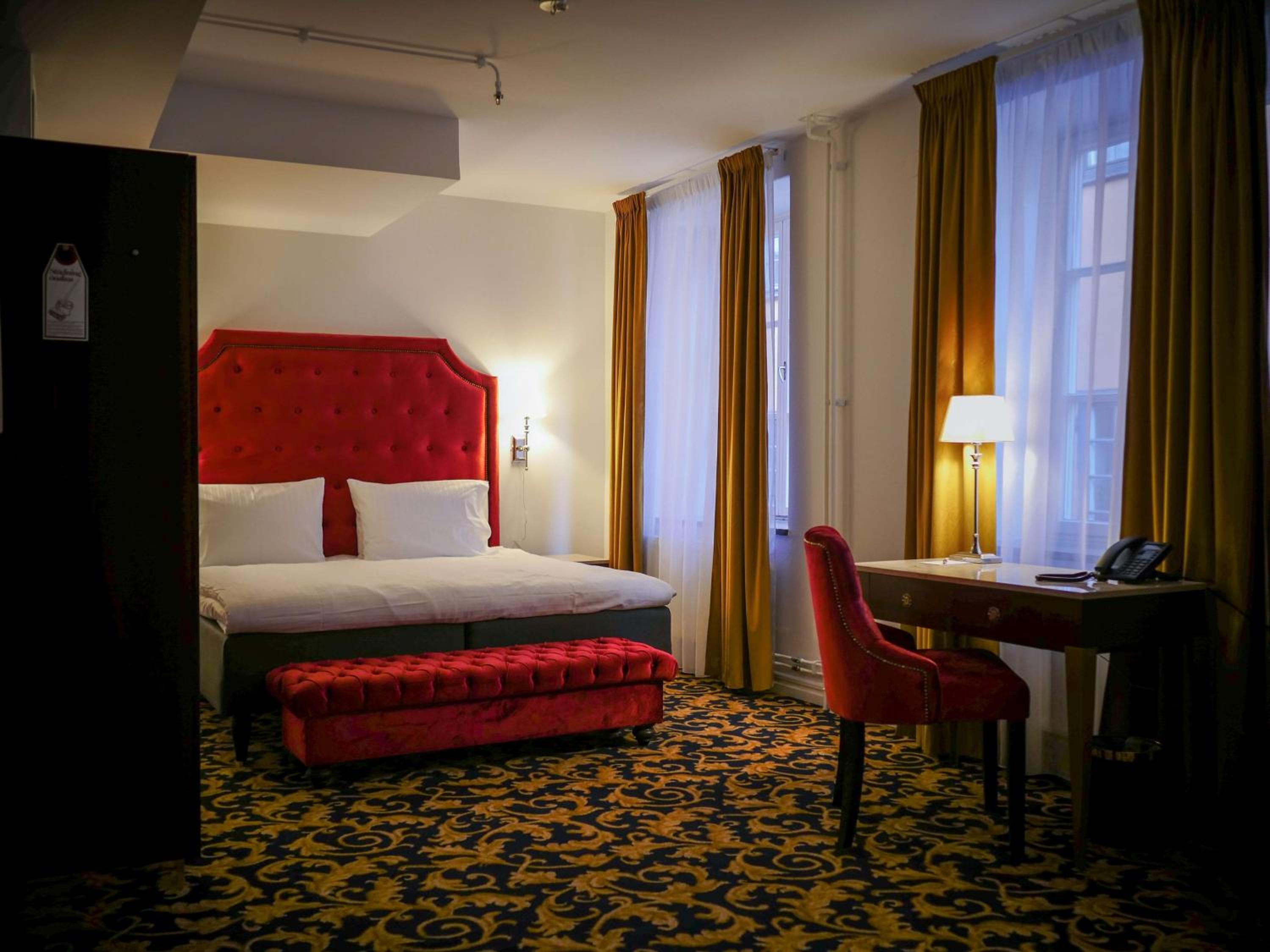Standard King Room
