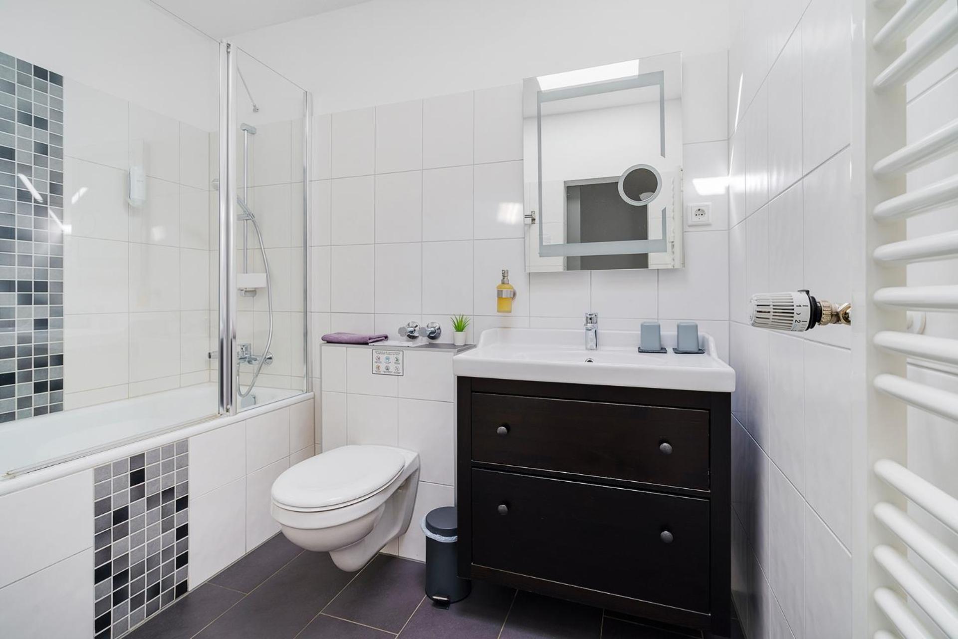 Double Room - Photo 17