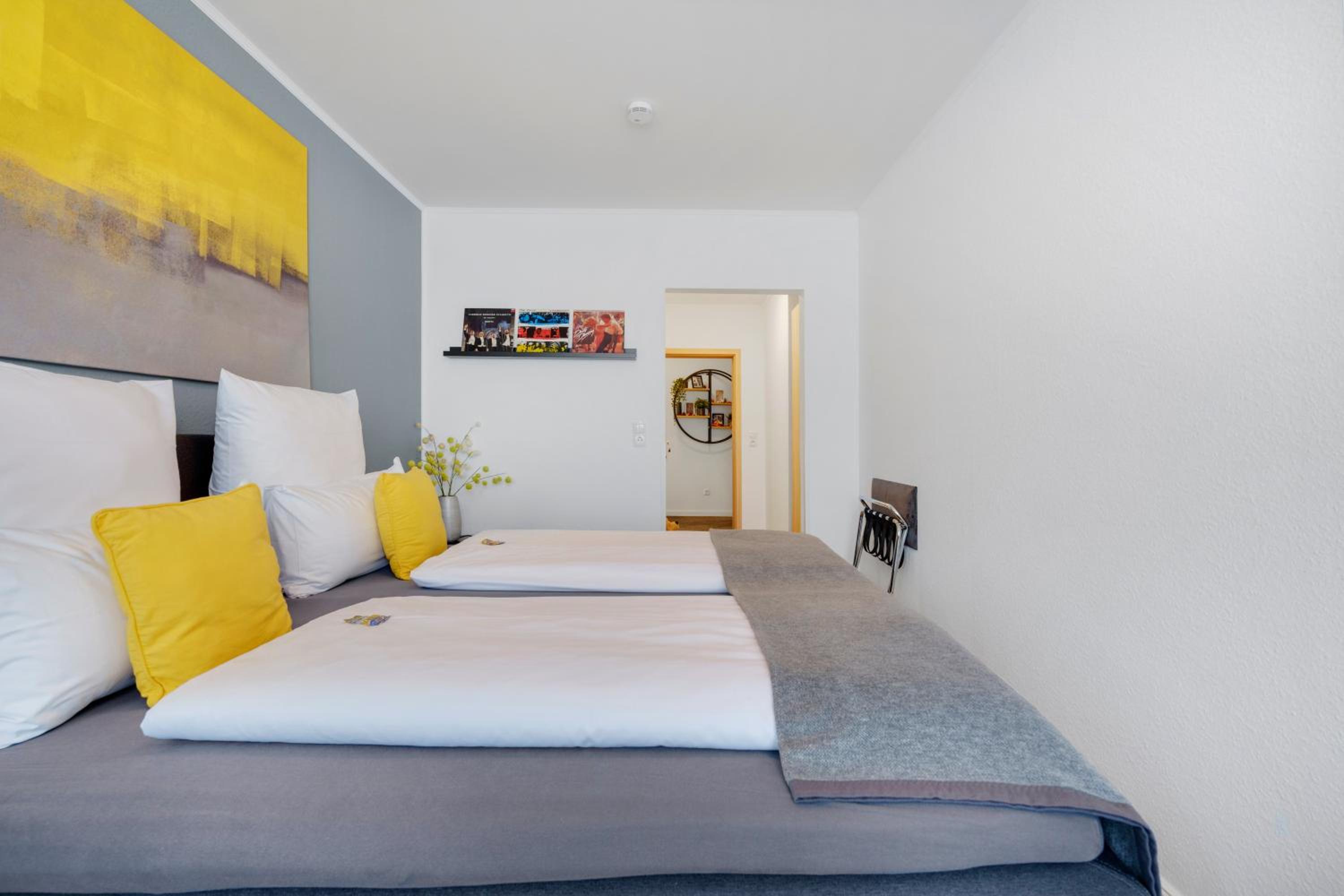 Double Room - Photo 16