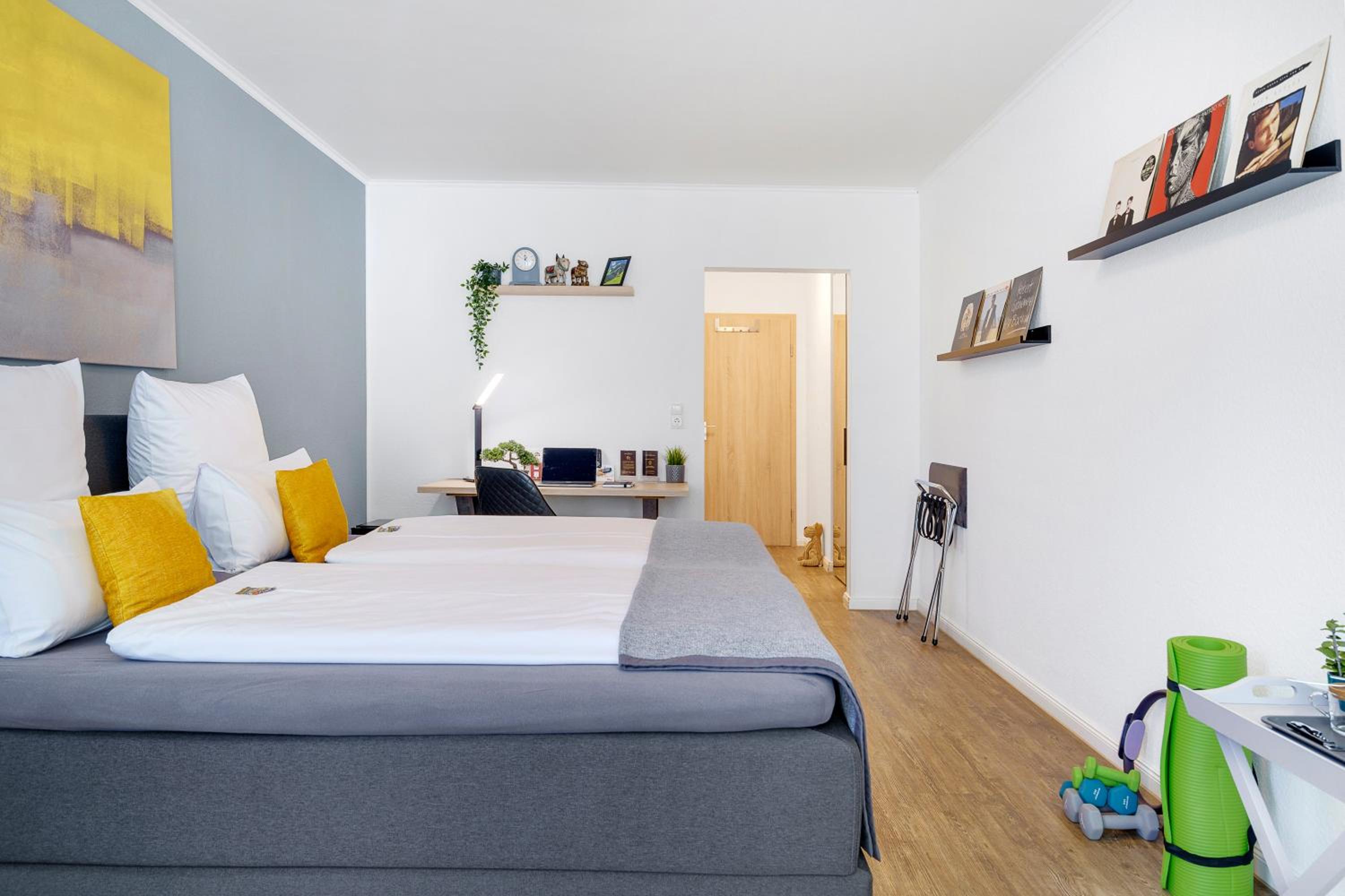 Double Room - Photo 9