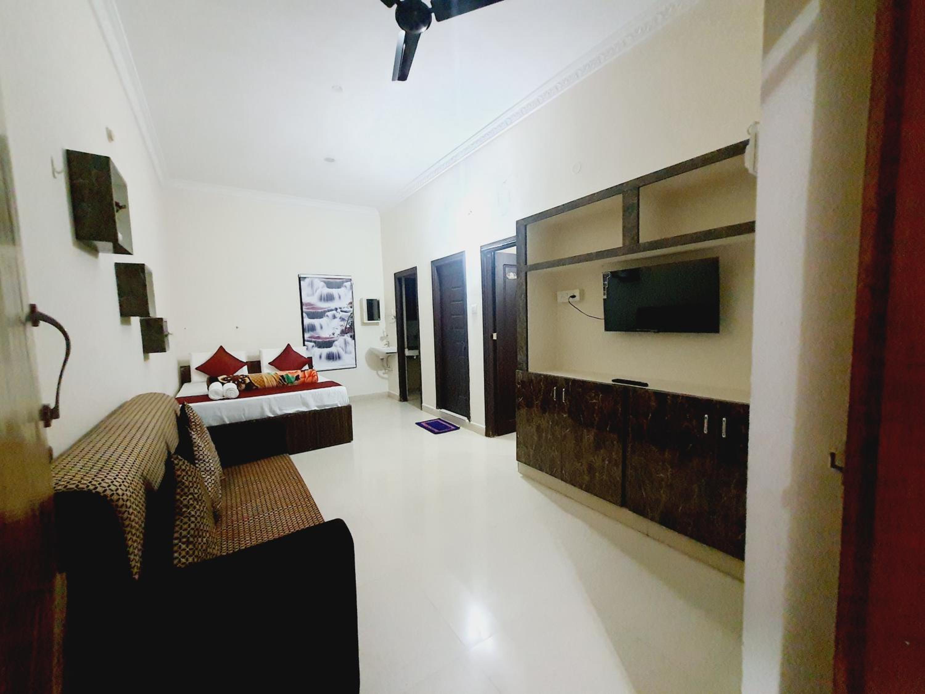 Deluxe Family Suite