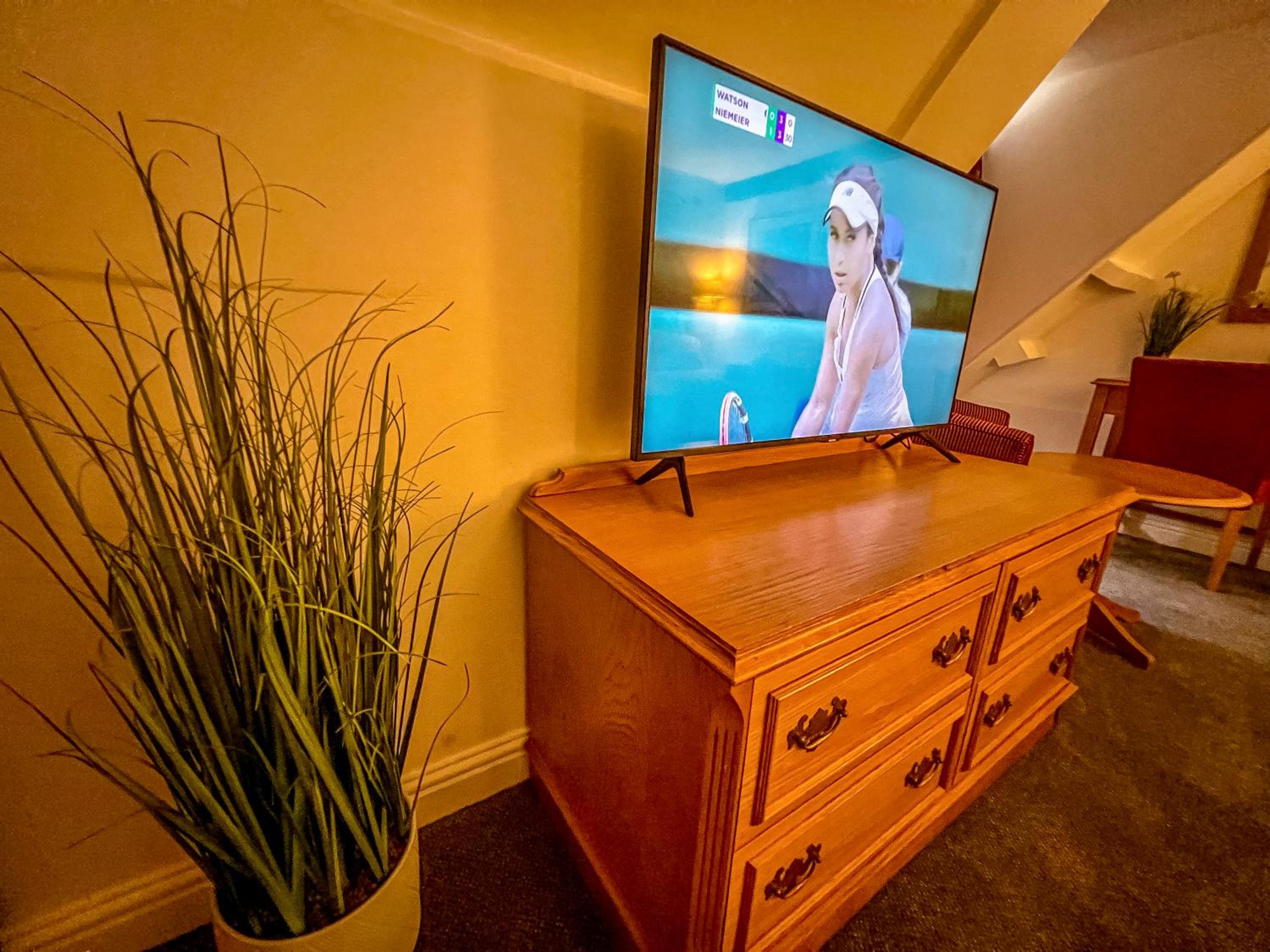Deluxe Twin Room - Photo 17