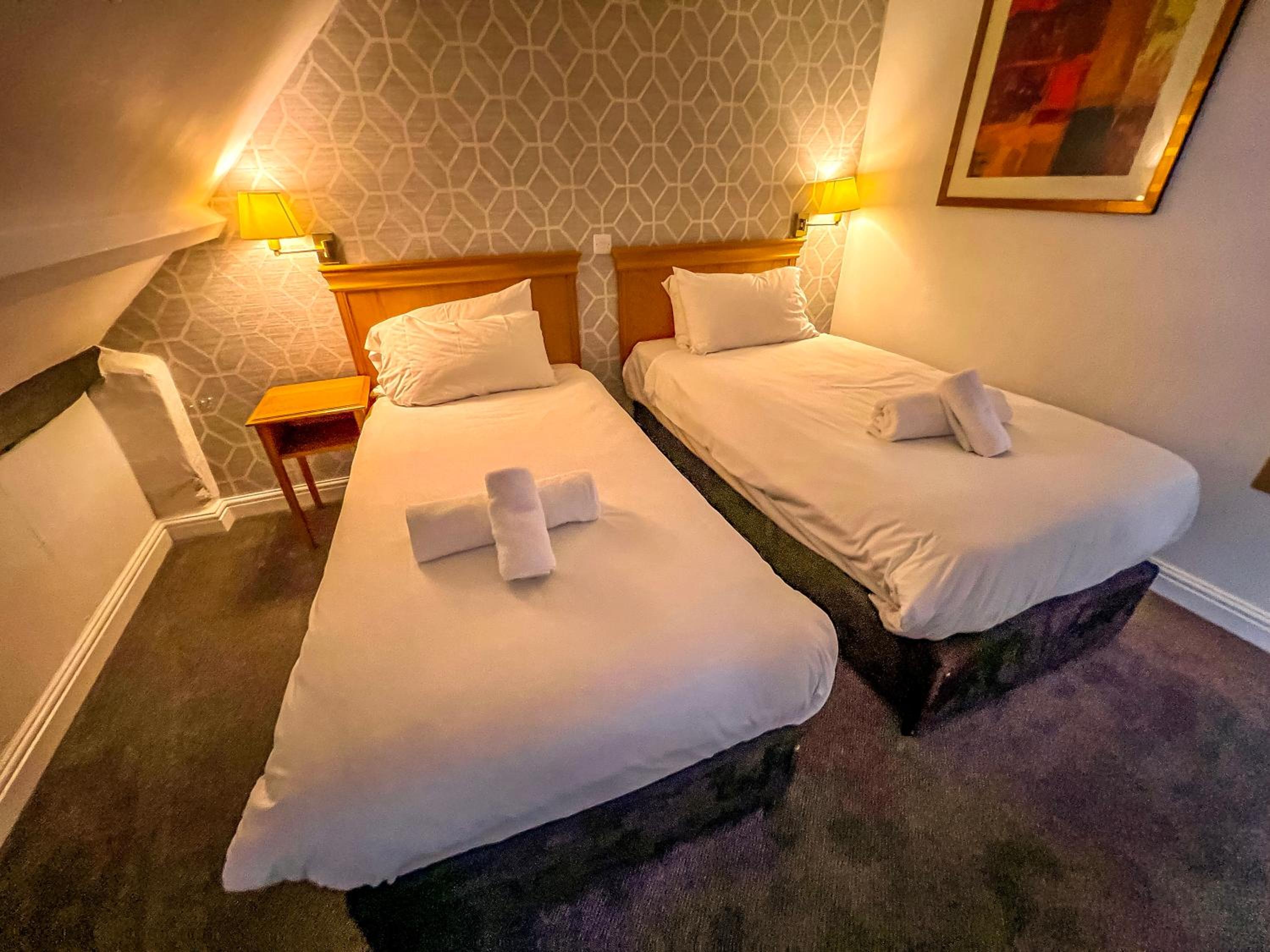 Deluxe Twin Room - Photo 18