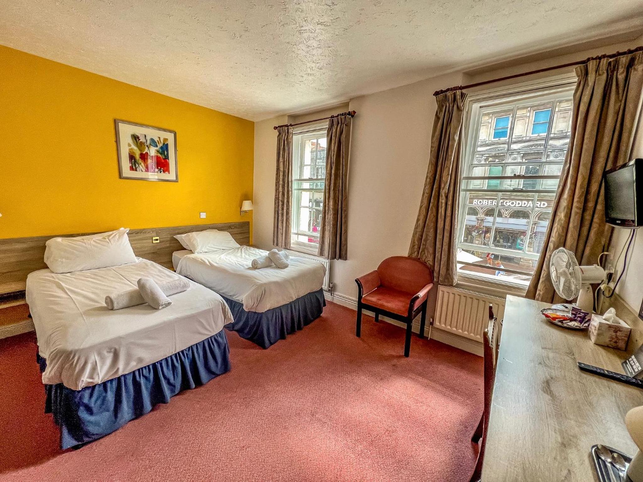 Deluxe Twin Room - Photo 5