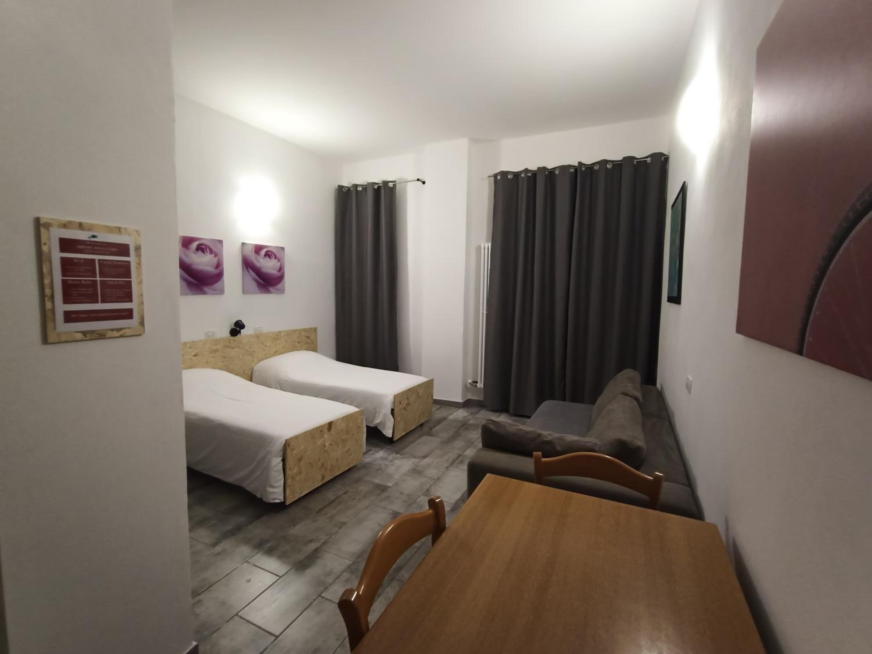 Triple Room with Private Bathroom