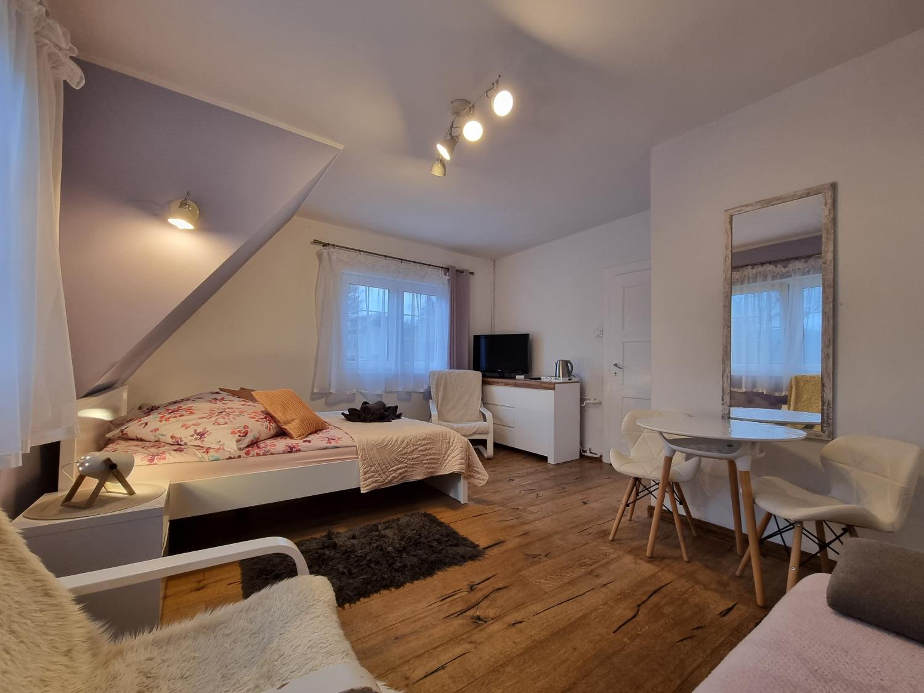 Quadruple Room with Private External Bathroom photo 3