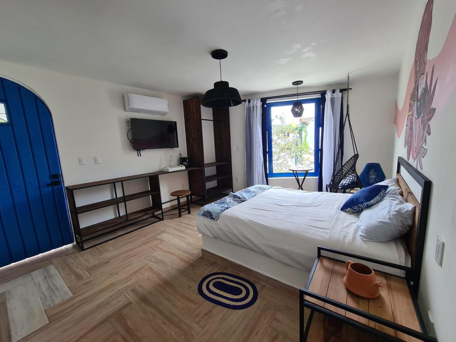 Deluxe Room (2 Adults + 1 Child) photo 3