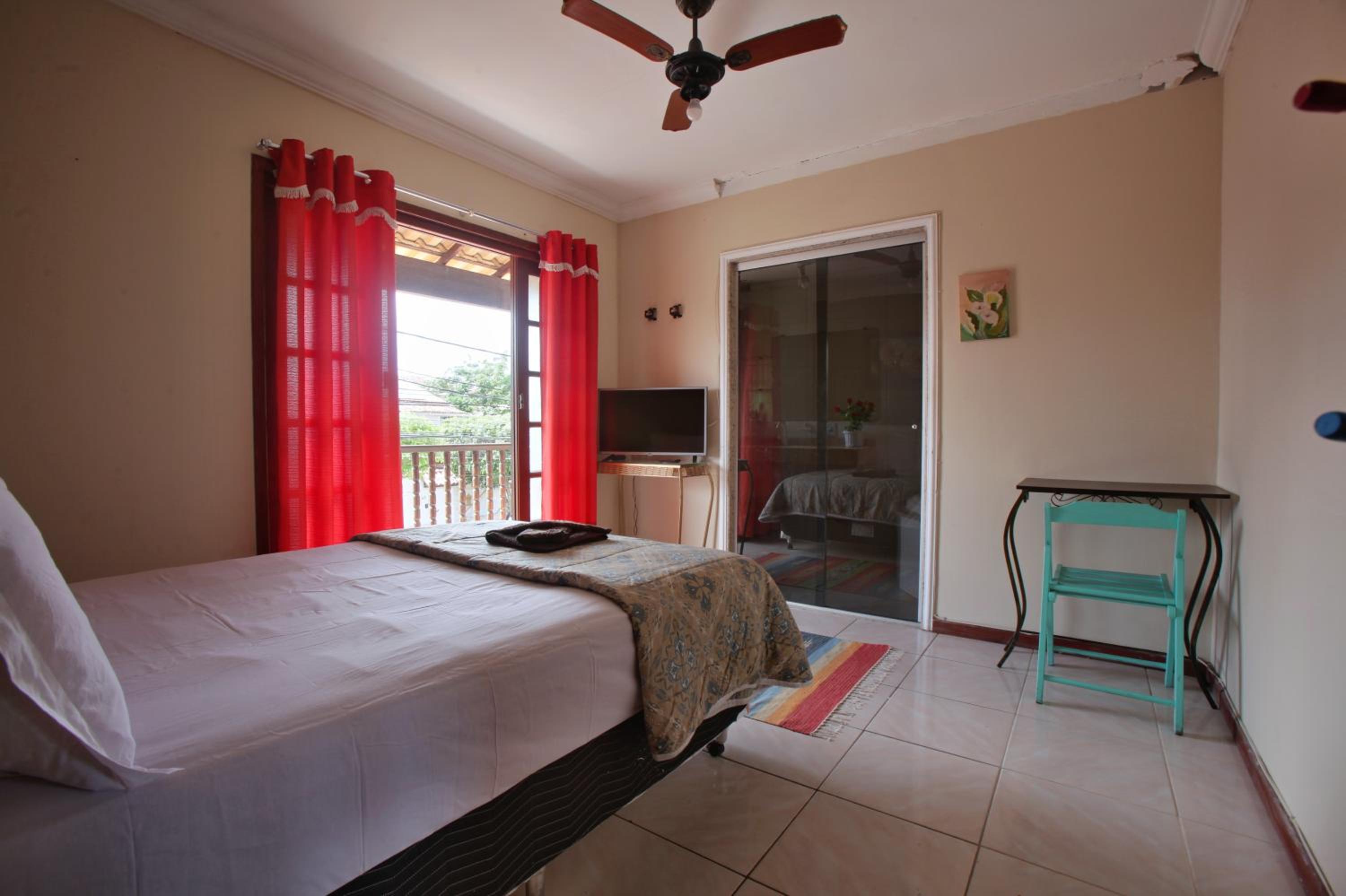 Deluxe Double Room with Balcony - Photo 4