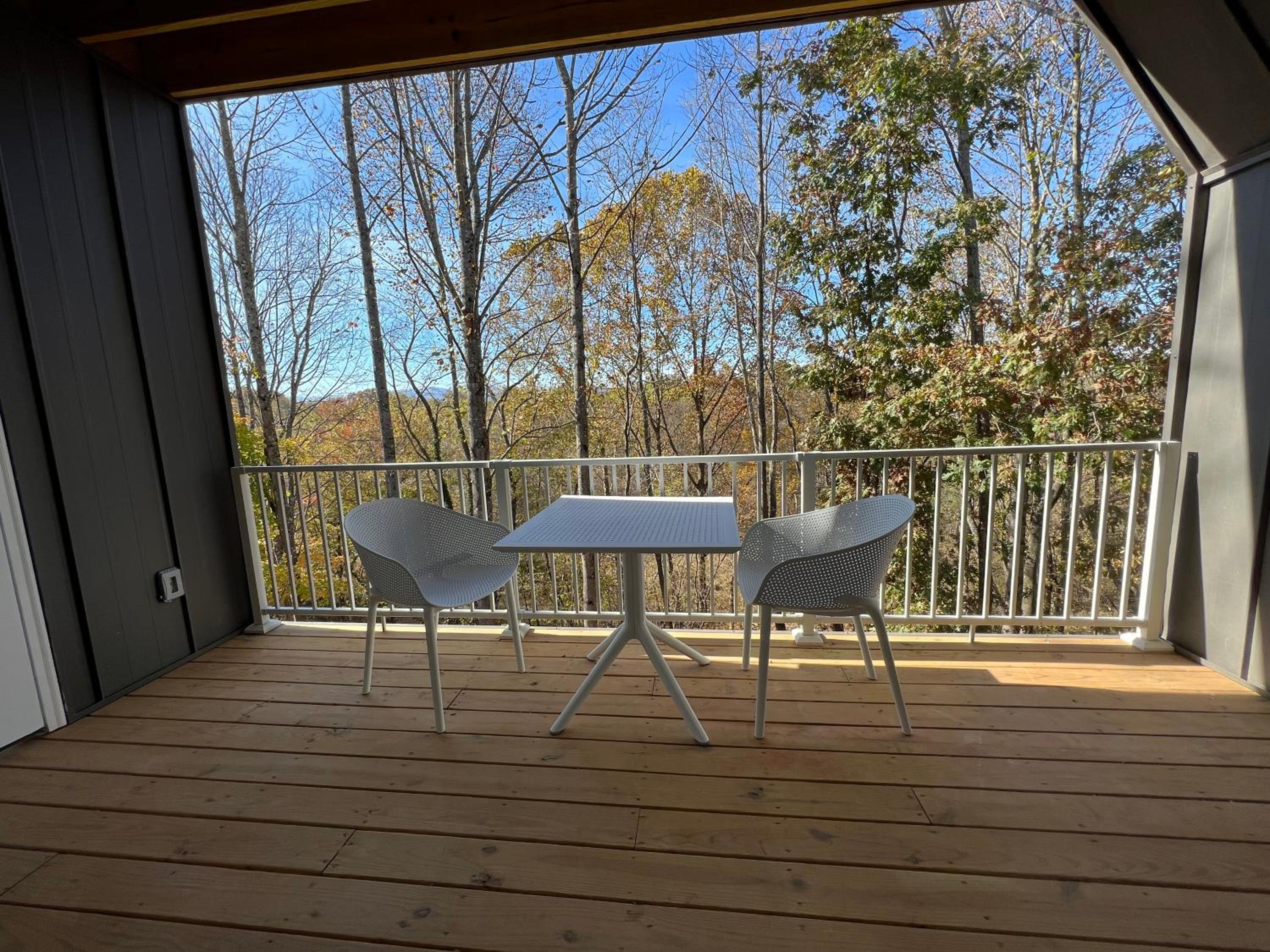 Apartment with Mountain View - Photo 29