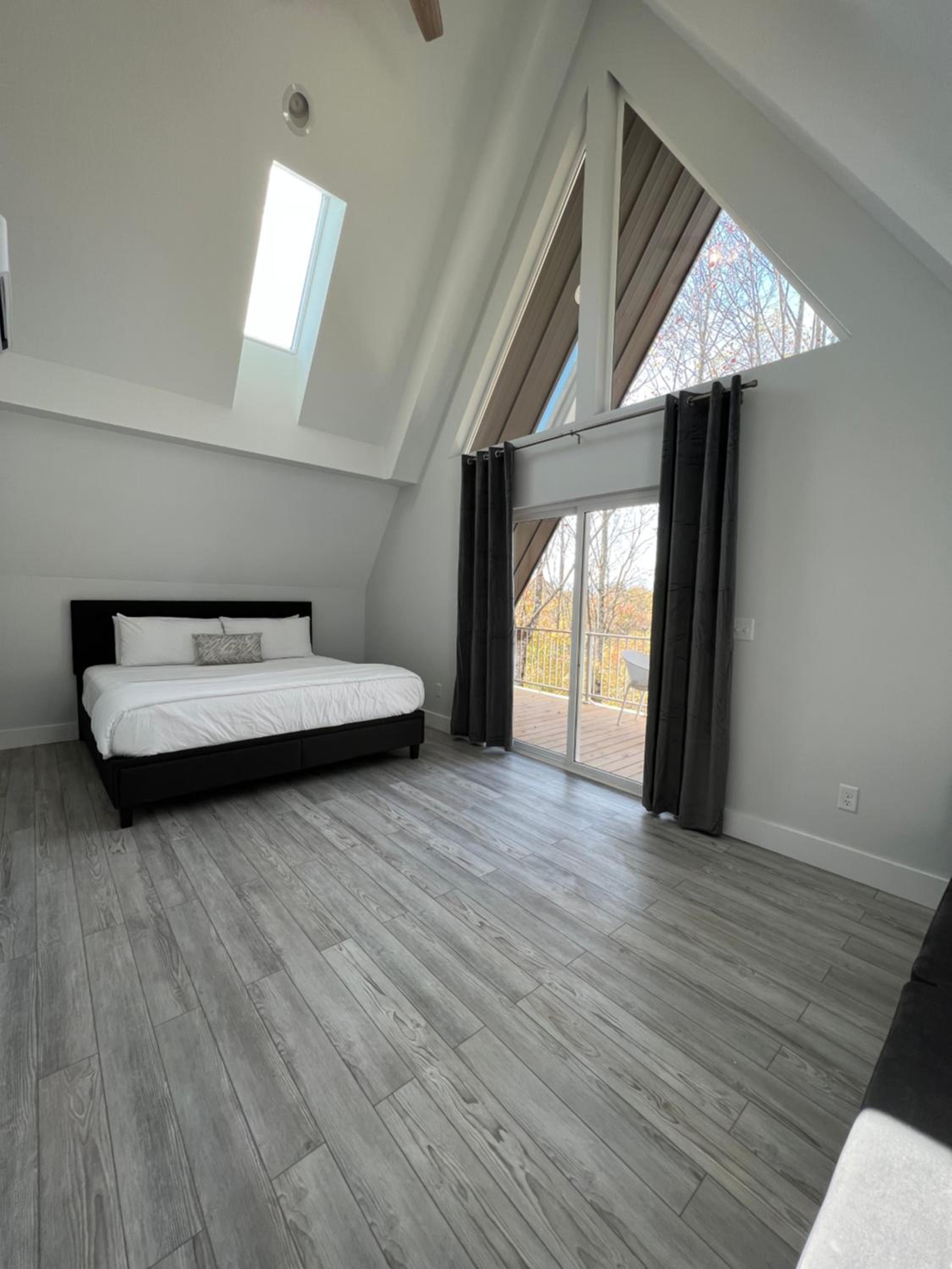 Apartment with Mountain View - Photo 20