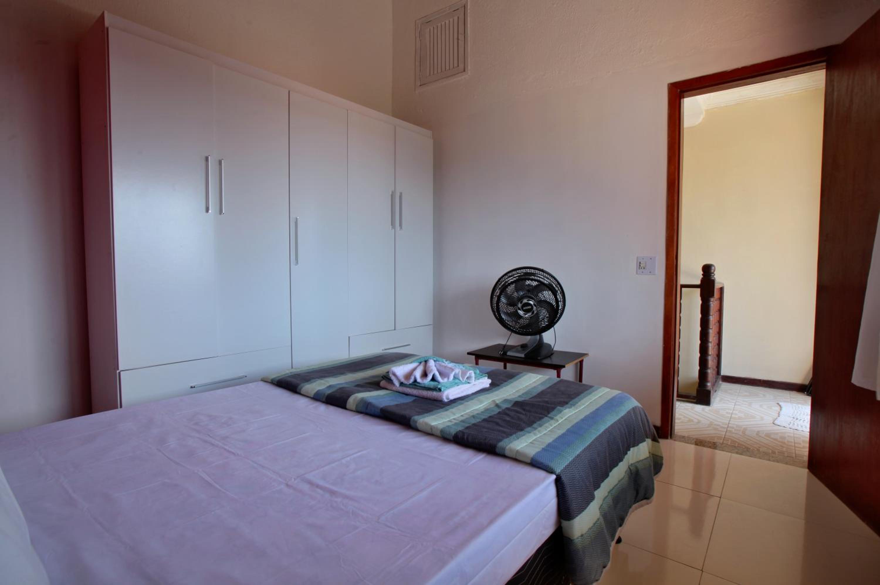 Suite with City View - Photo 13