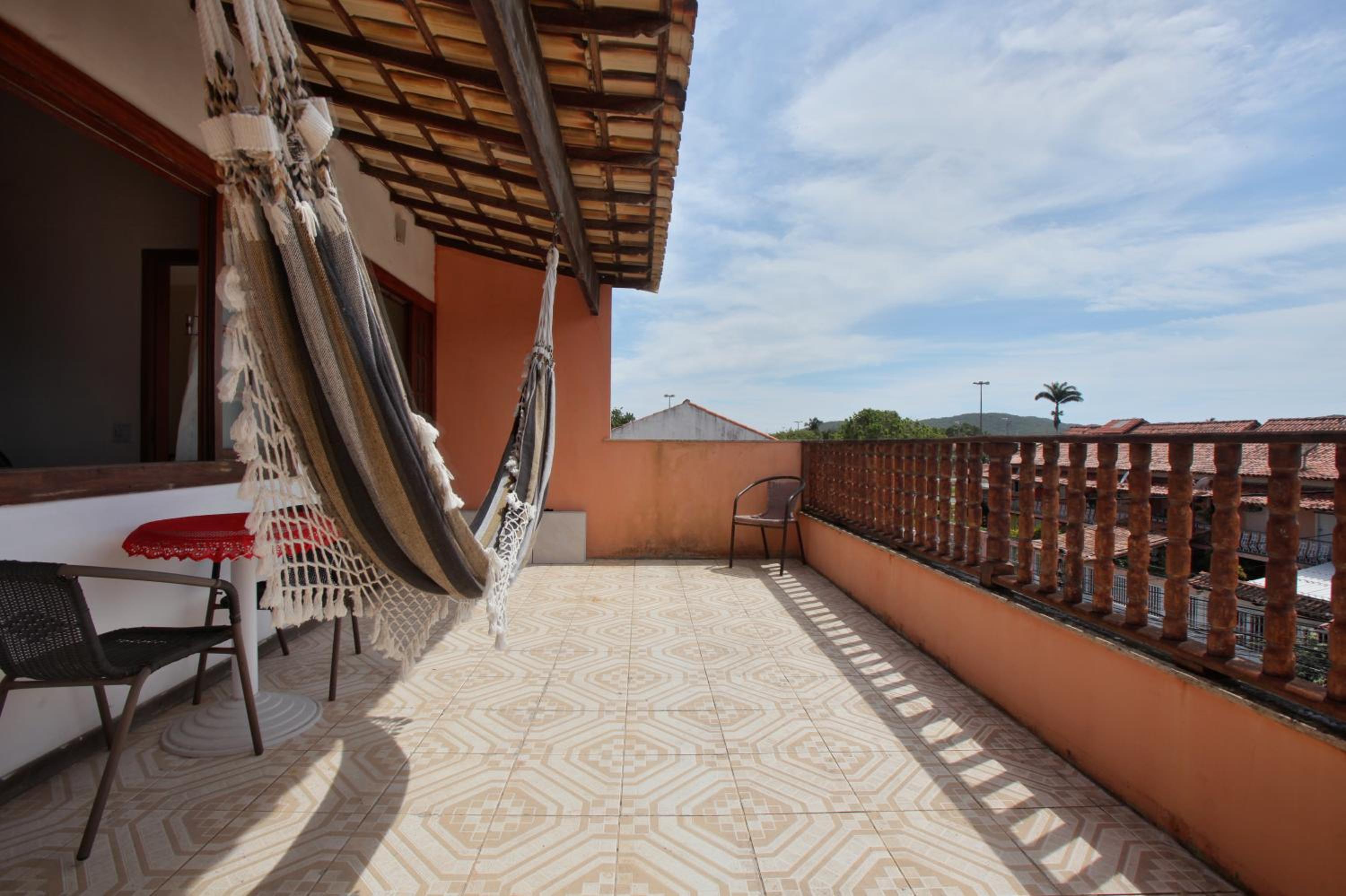 Suite with City View - Photo 4