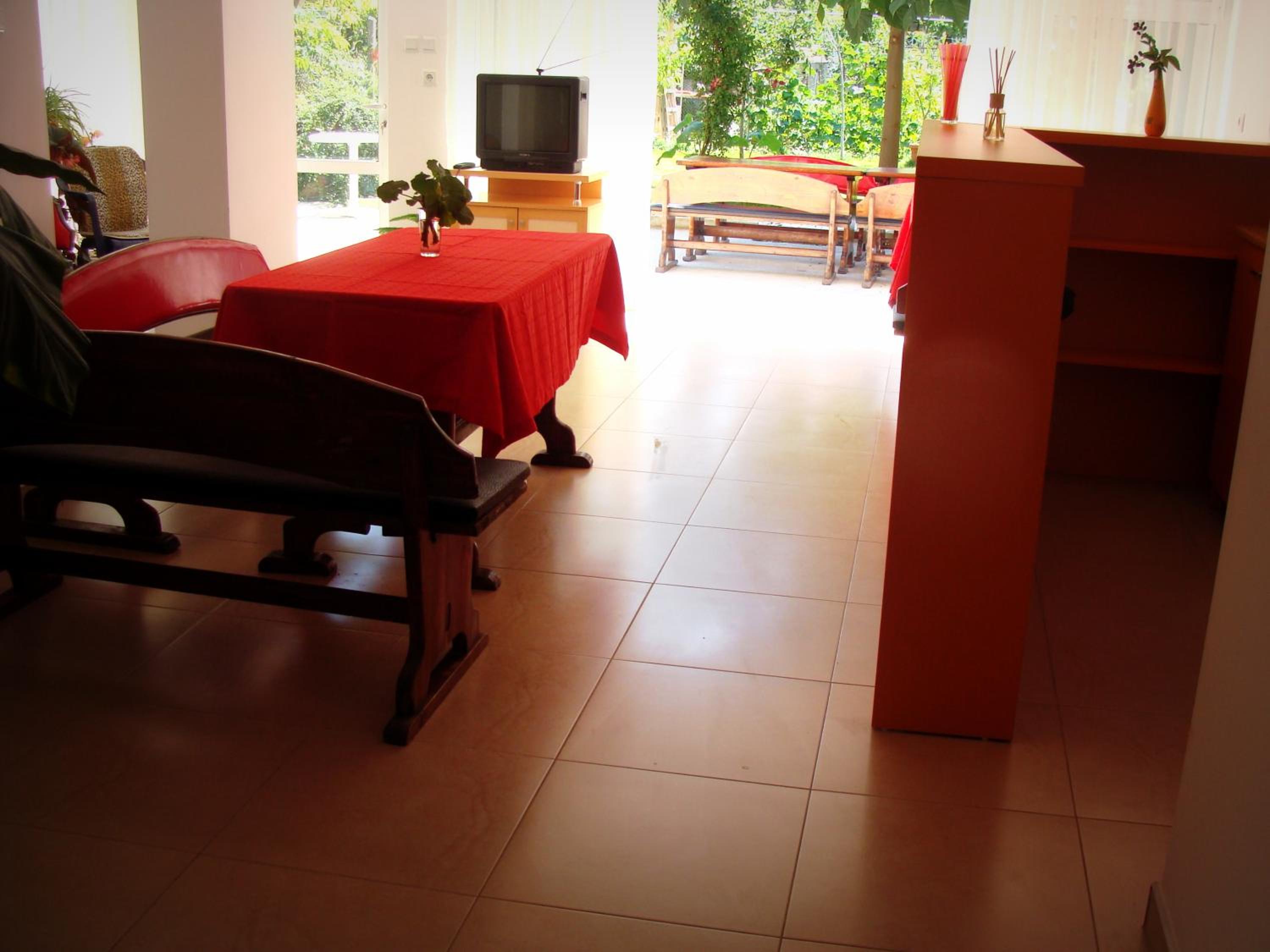 Standard One-Bedroom Apartment photo 2