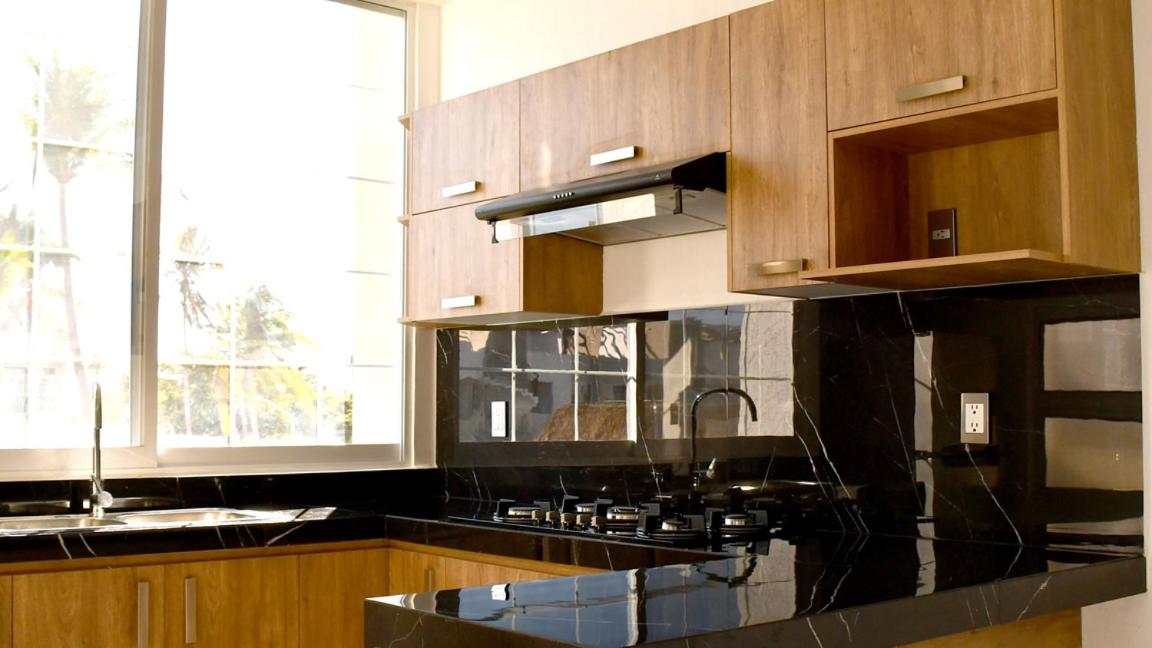 Three-Bedroom Apartment - Photo 34
