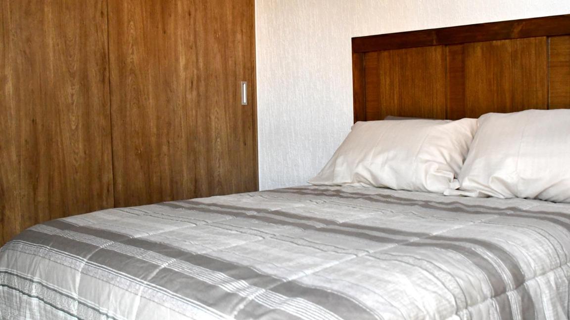 Three-Bedroom Apartment - Photo 33