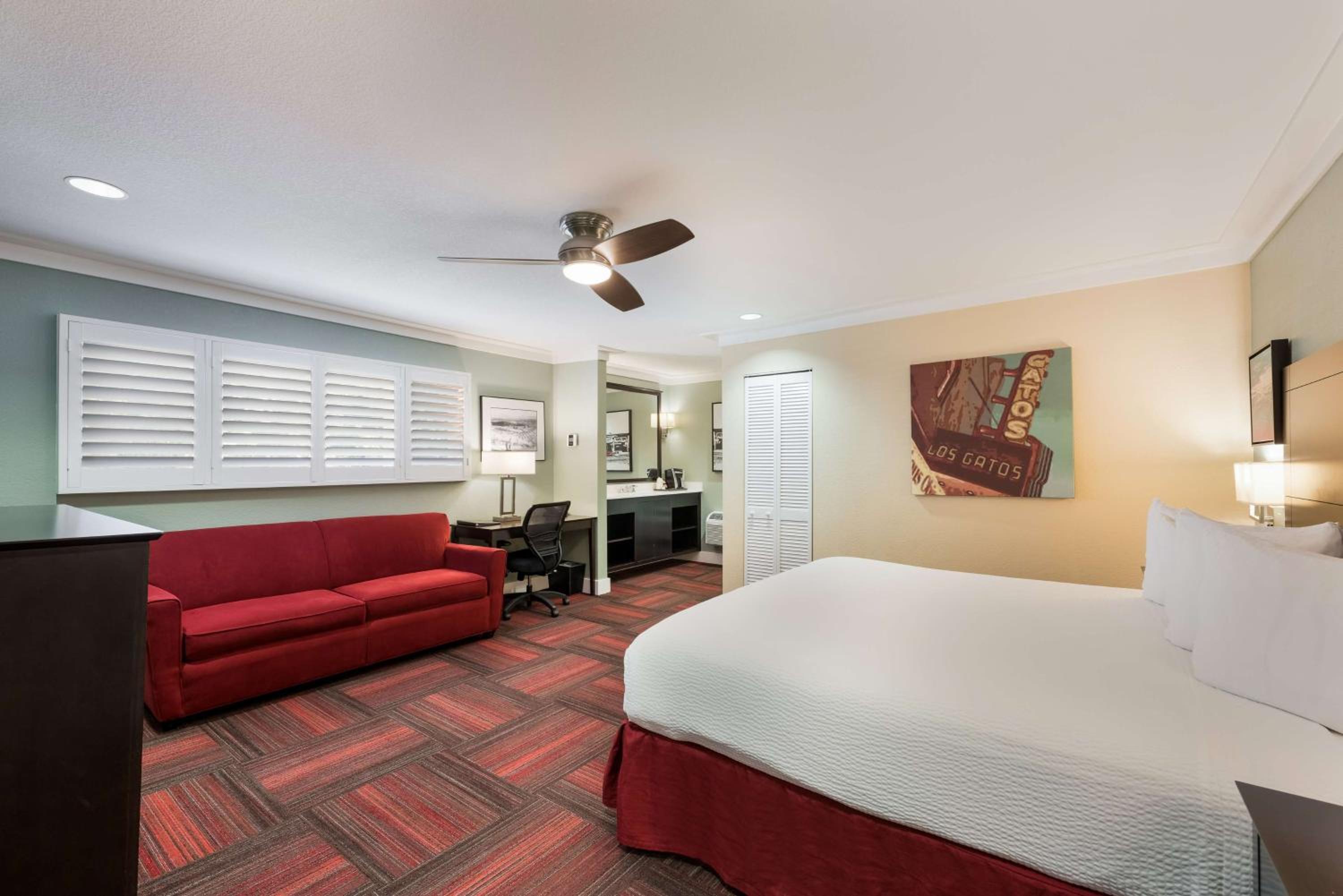 Executive King Room - Photo 5