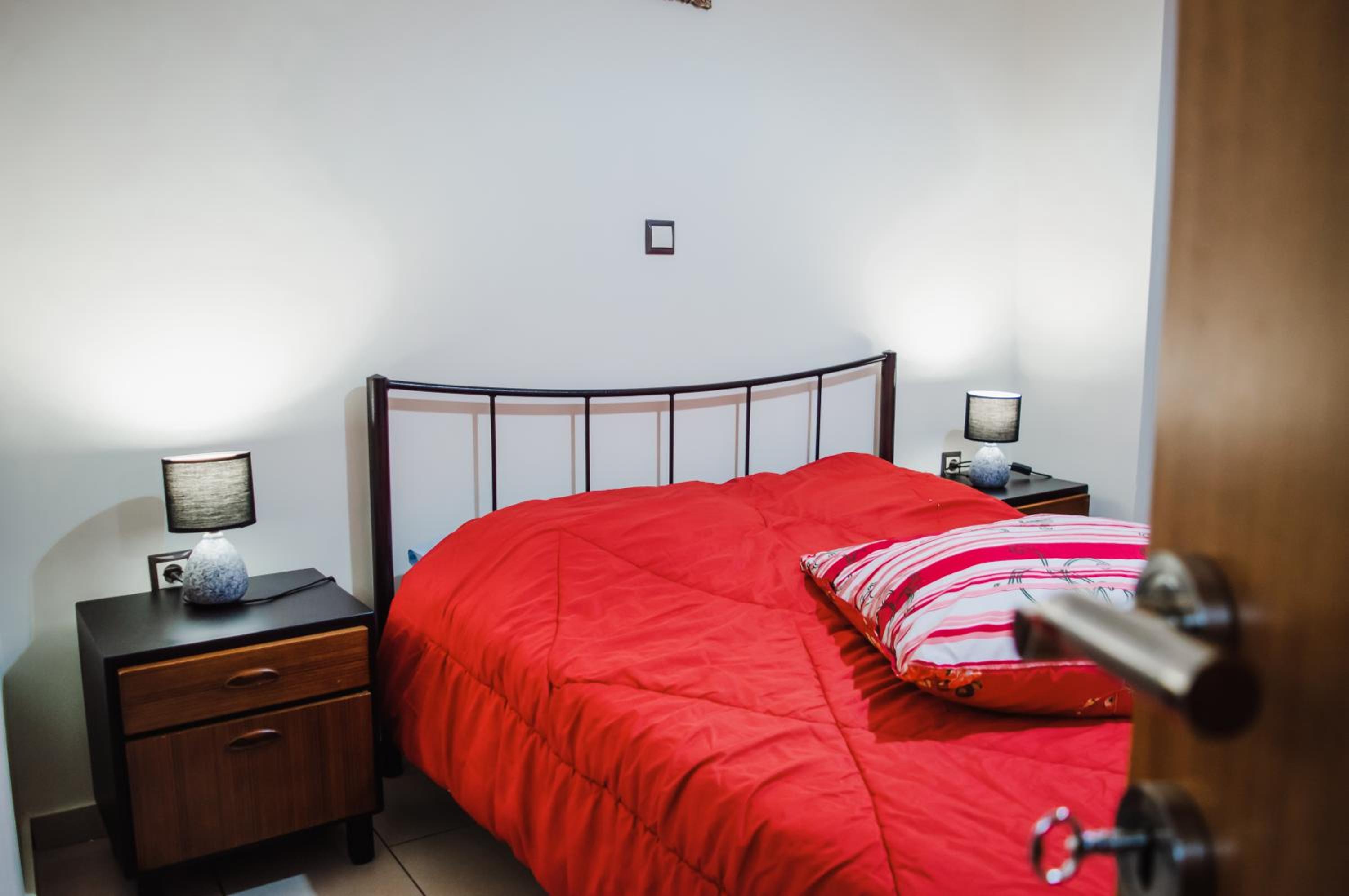 Two-Bedroom Apartment - Photo 21