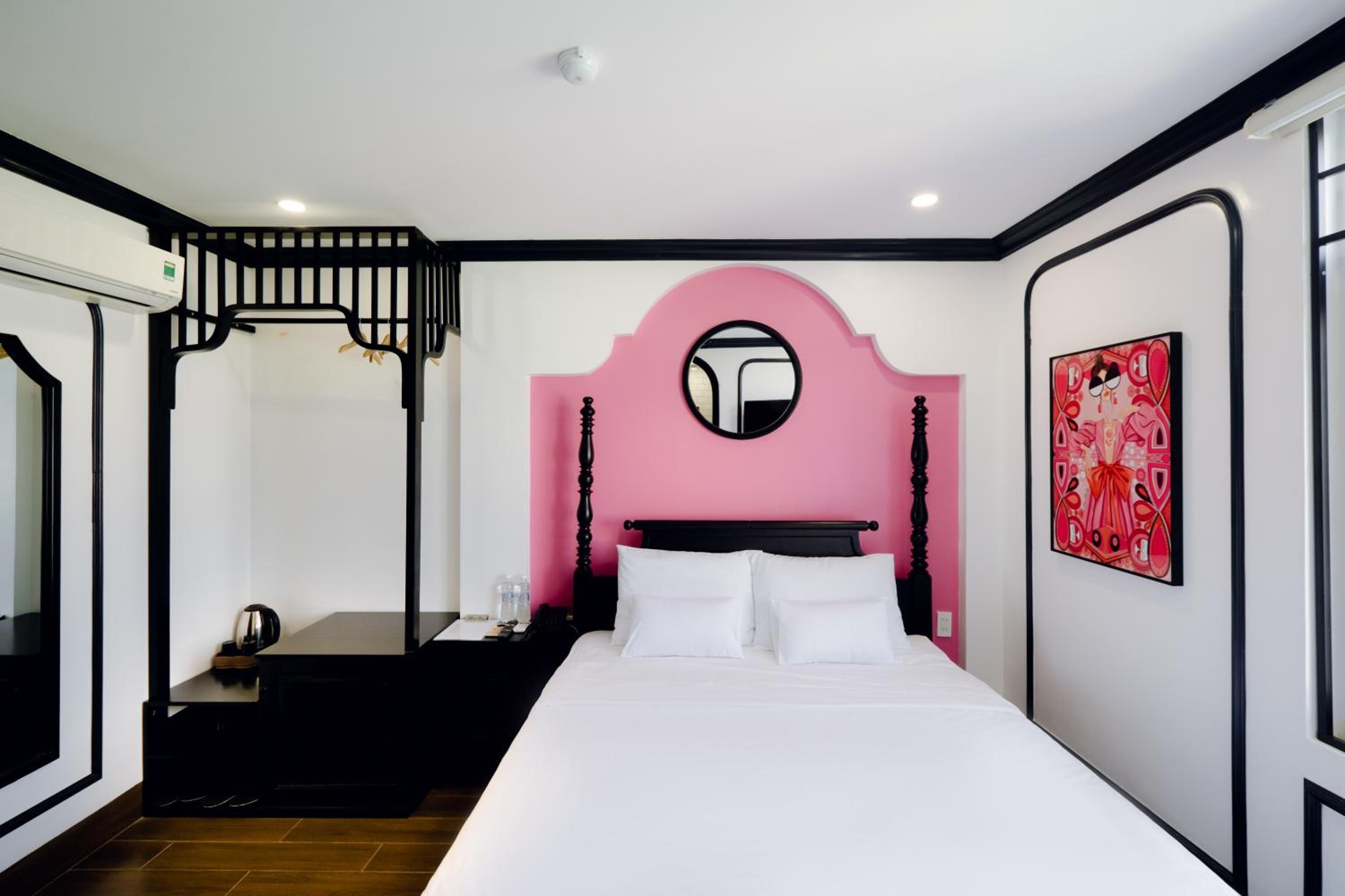 Deluxe Queen Room photo 2