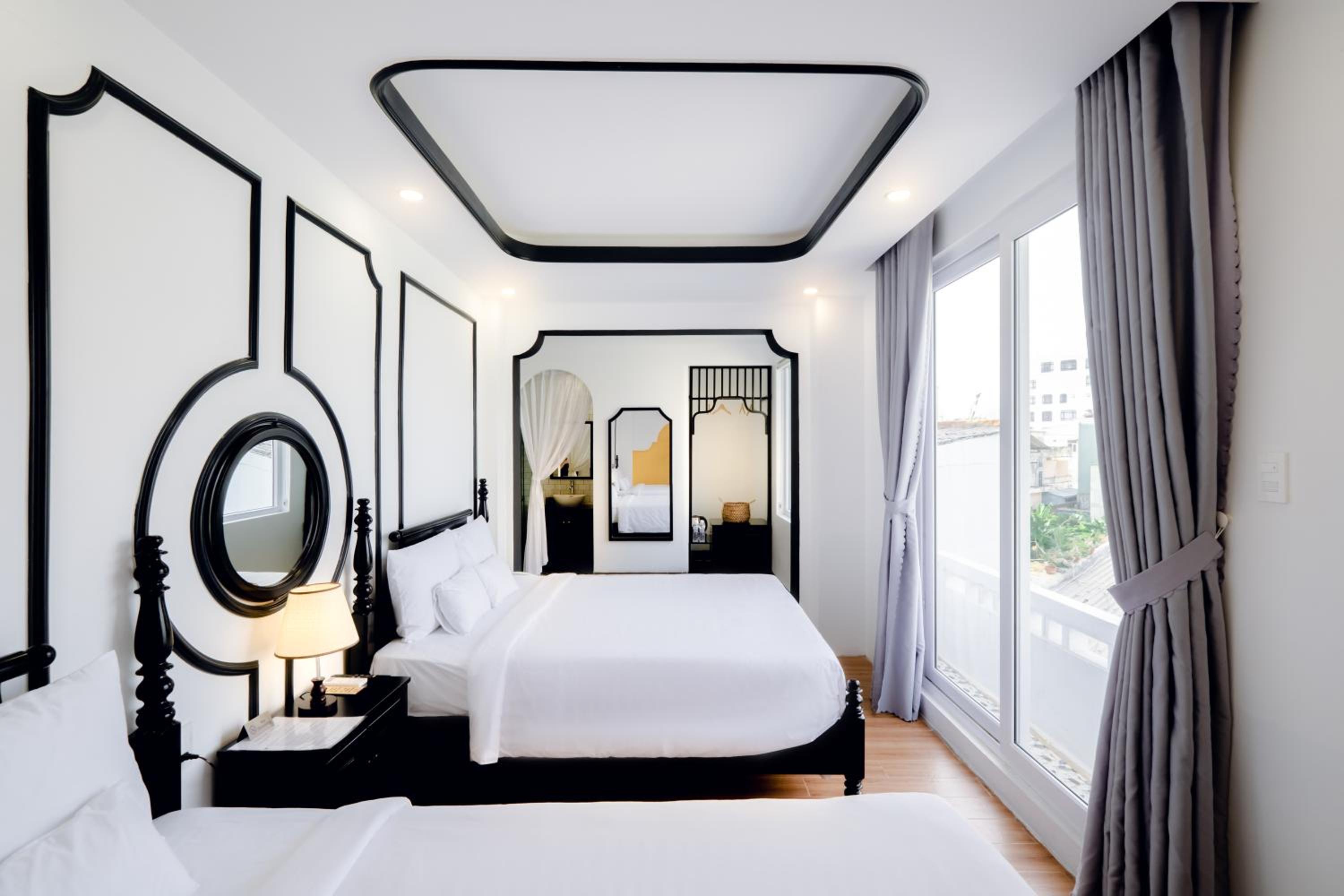 Quadruple Room with Balcony photo 3