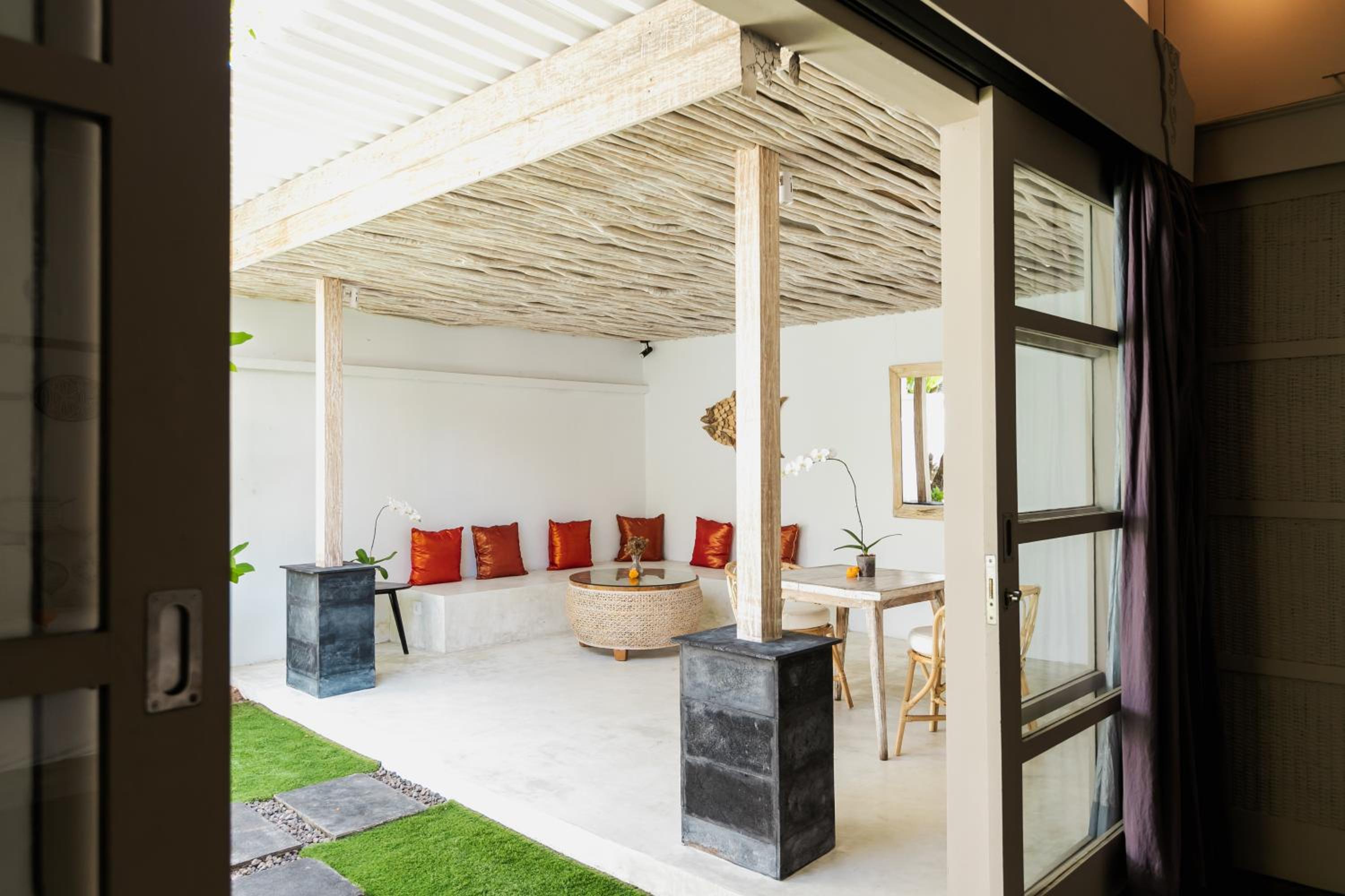 One-Bedroom Villa with Private Garden  - Photo 16