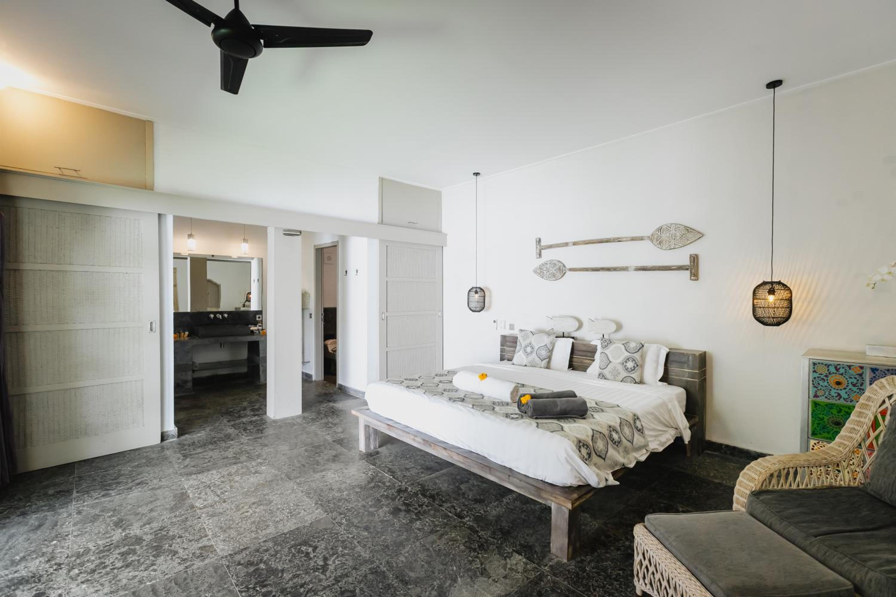 One-Bedroom Villa with Private Garden  - Photo 8