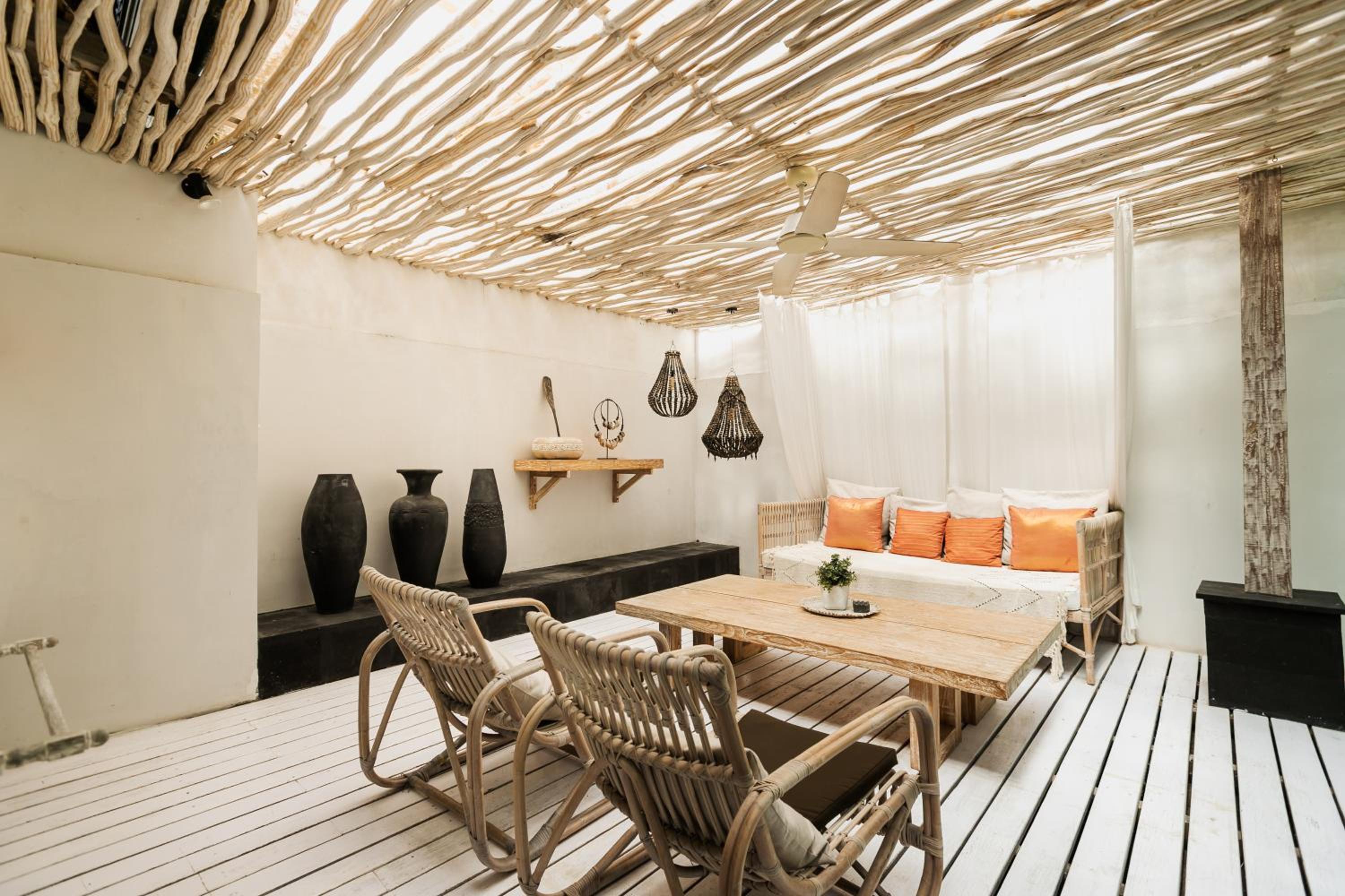 One-Bedroom Villa with Private Garden  - Photo 3