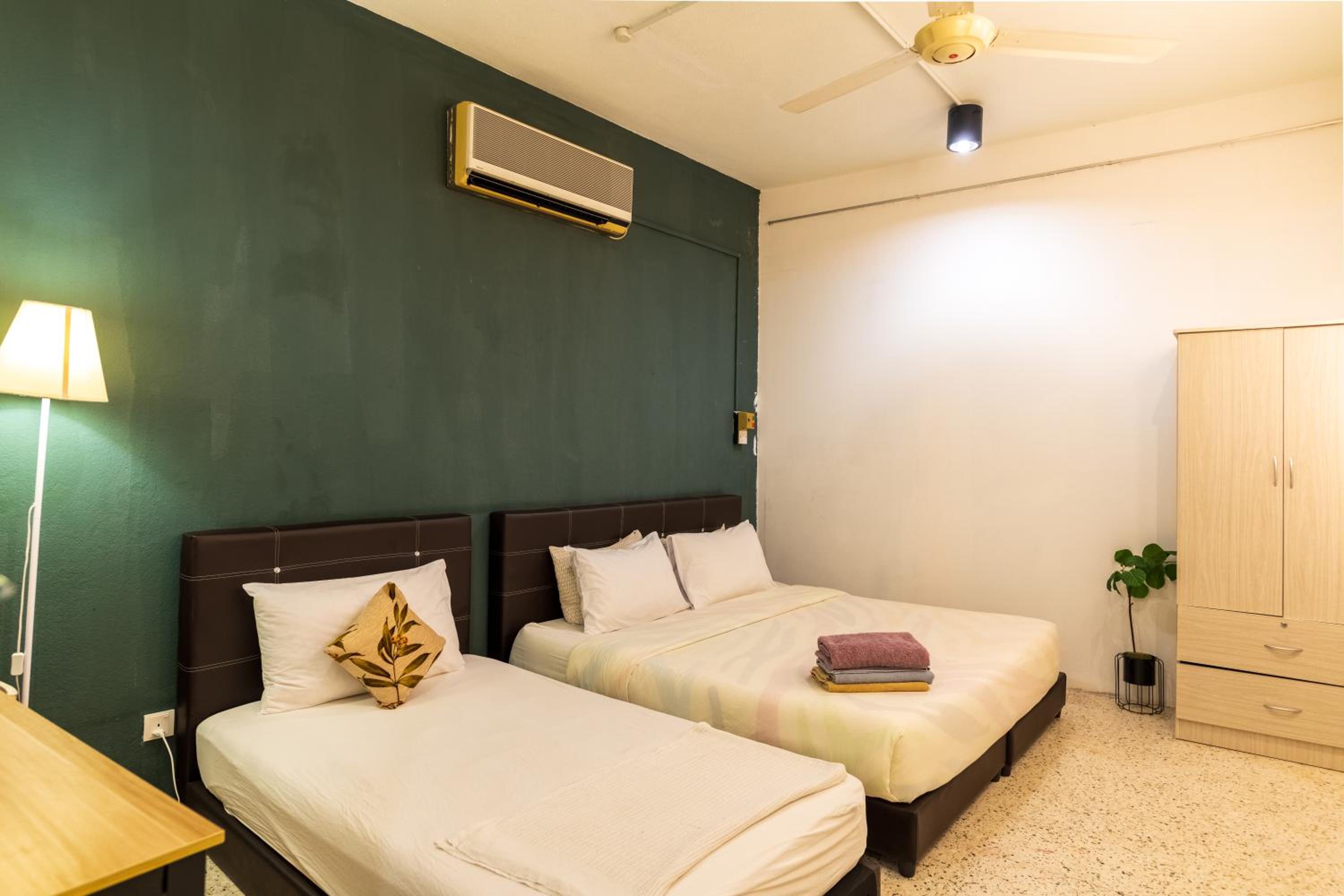 Triple Room with Shared Bathroom