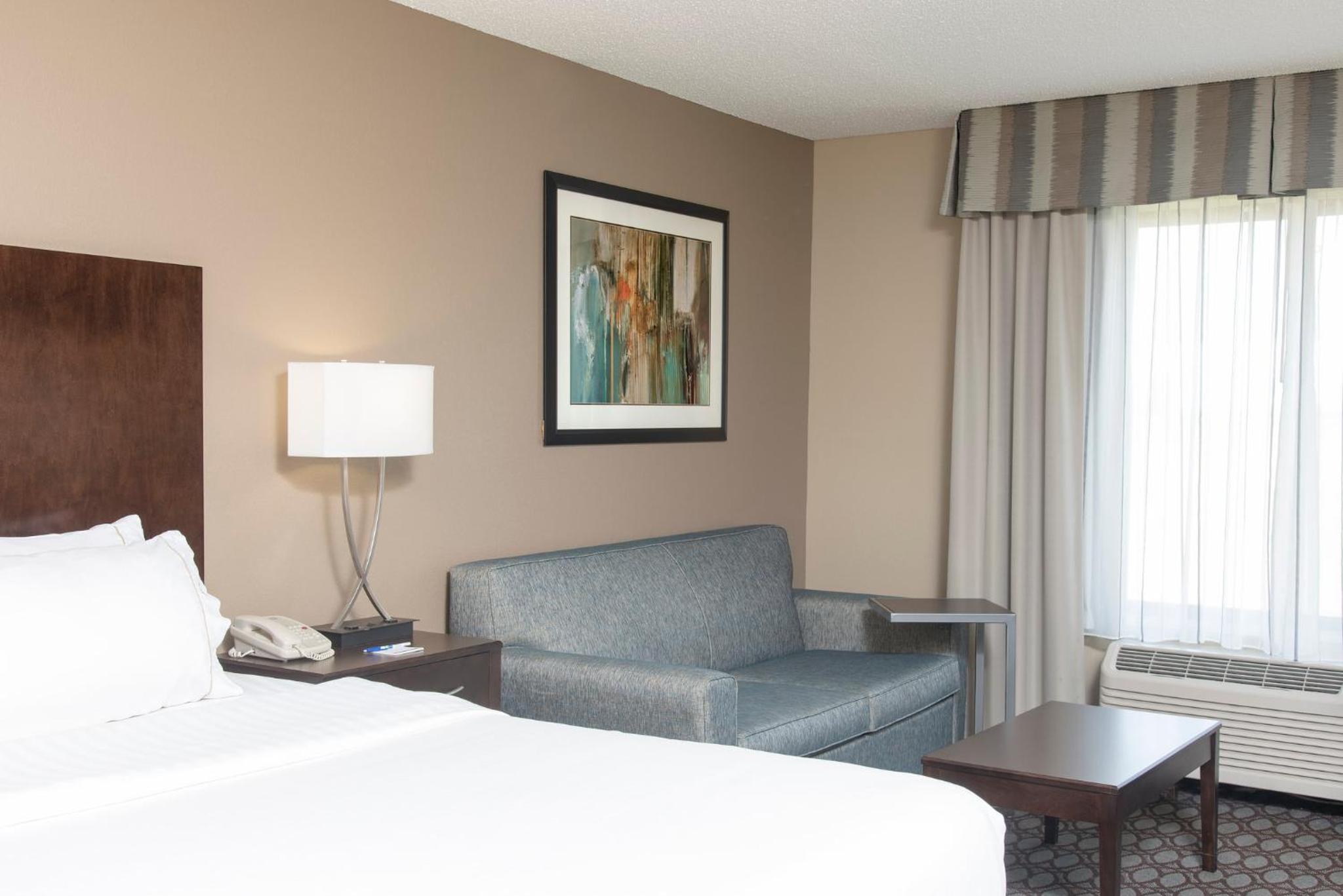 Standard King Room - Photo 1