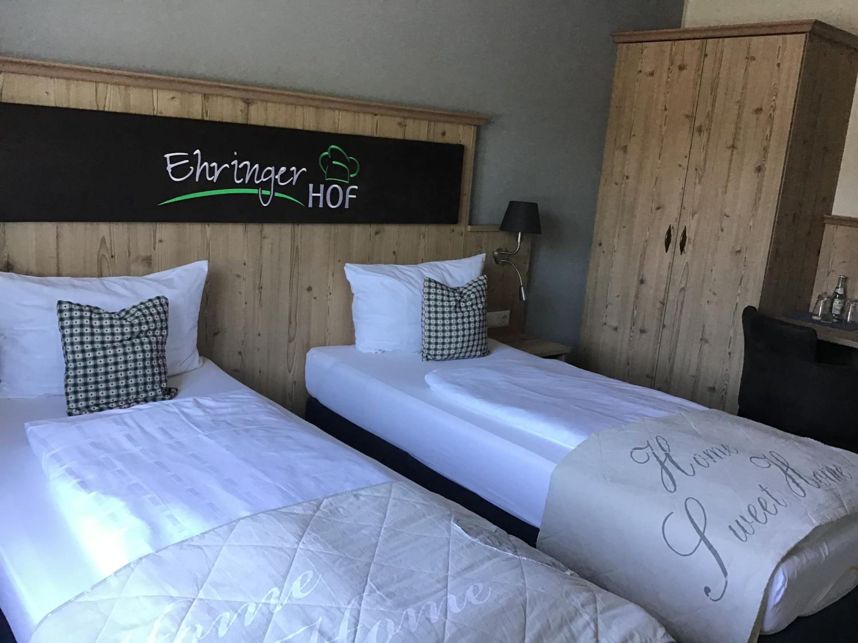 Double or Twin Room with Bathroom photo 3
