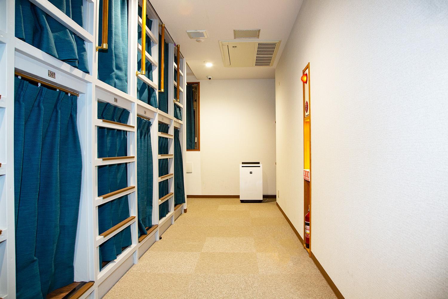 Single Bed in 10-Bed Dormitory Room photo 2