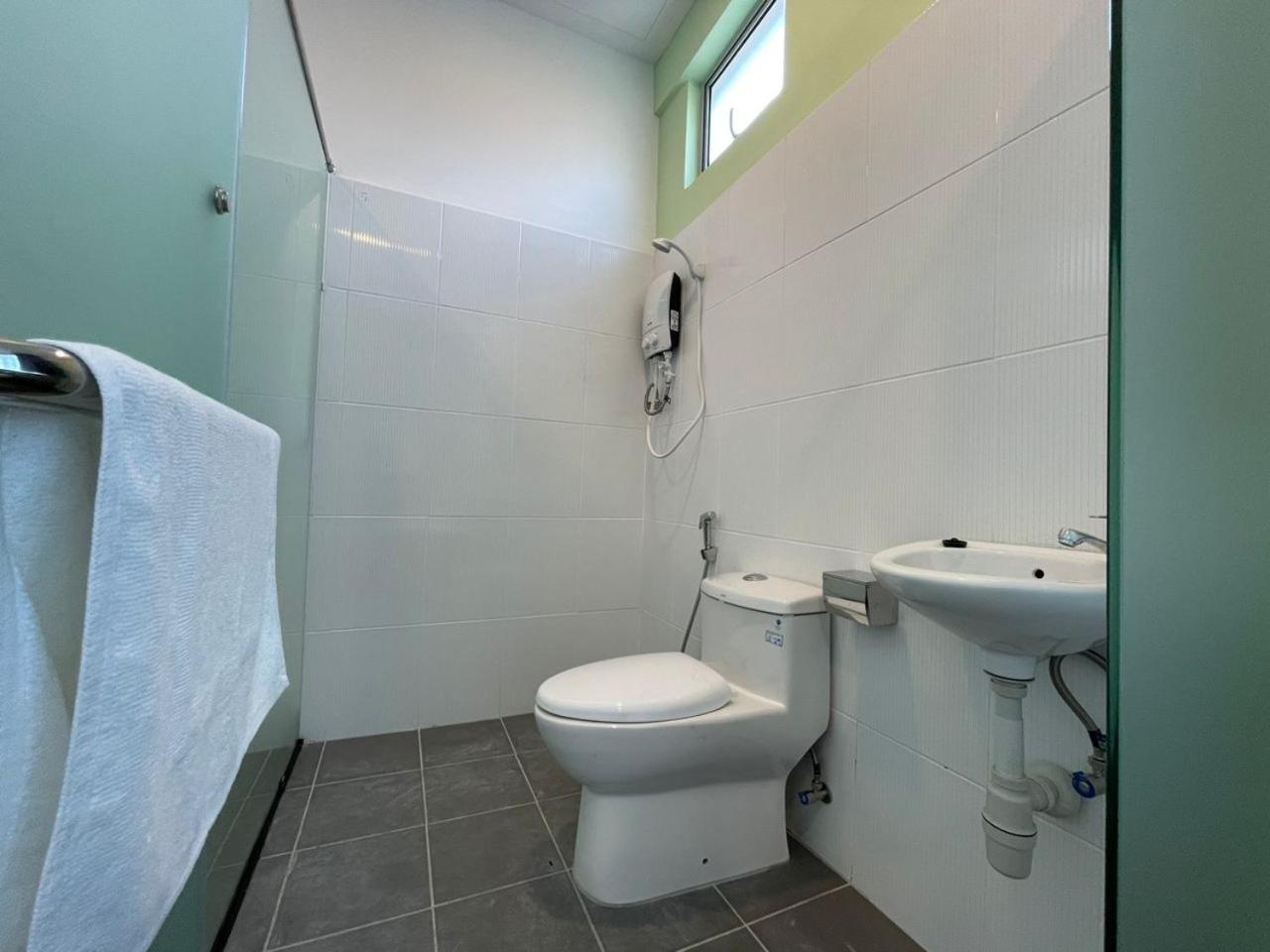 Superior Twin Room - Photo 3