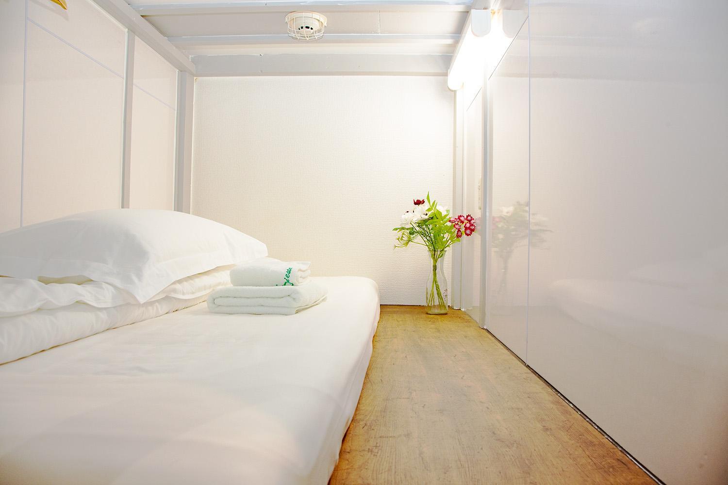 Single Bed in 10-Bed Dormitory Room