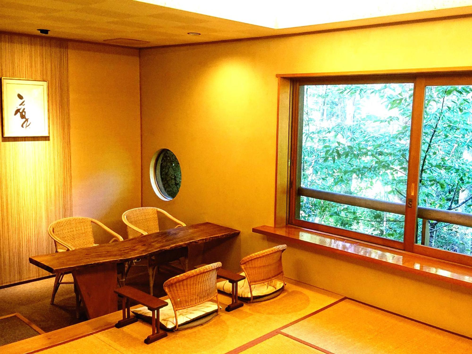 Superior Japanese-Style A with Toilet - Non-Smoking - Adult Only photo 2