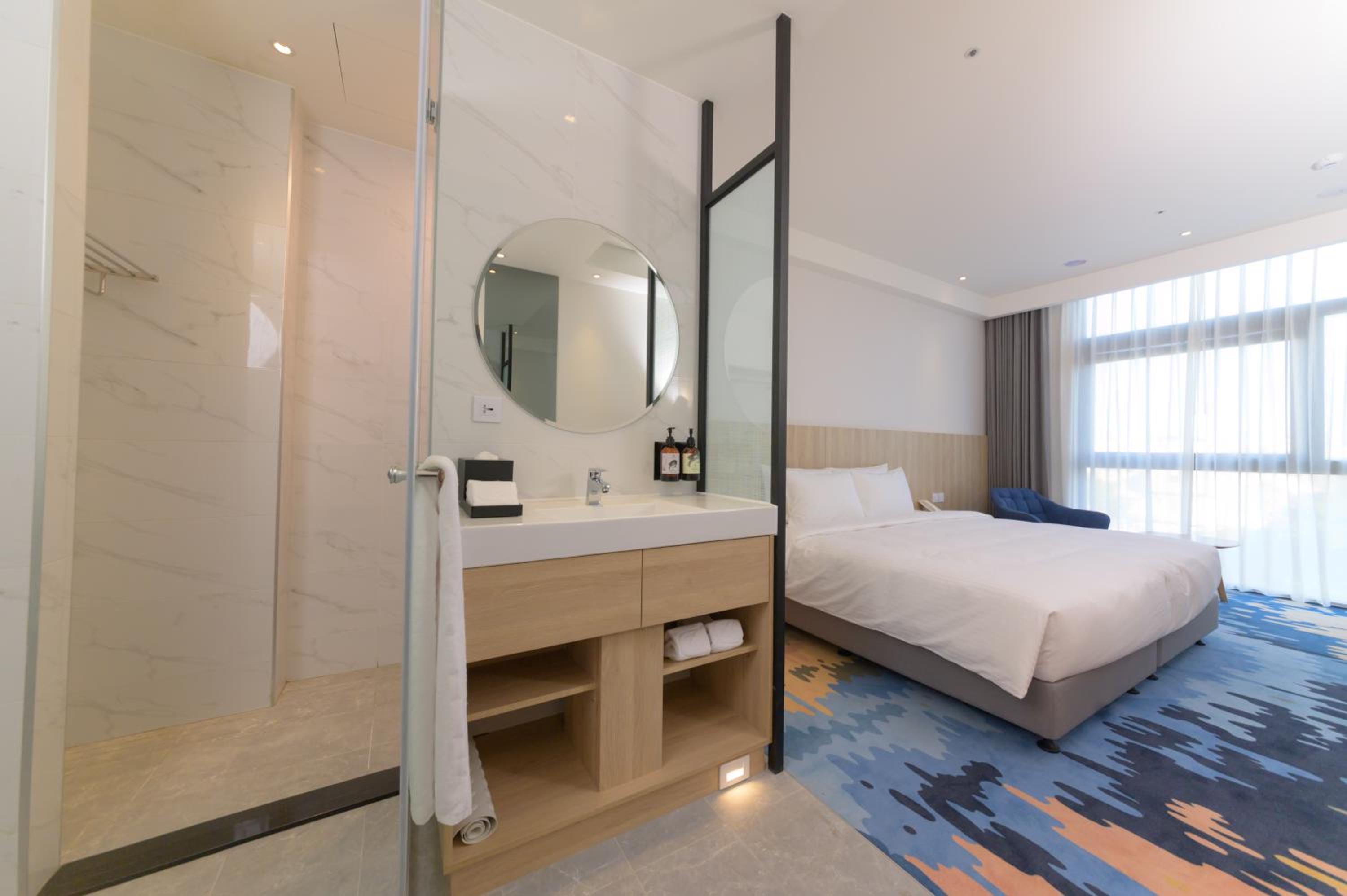 Queen Room