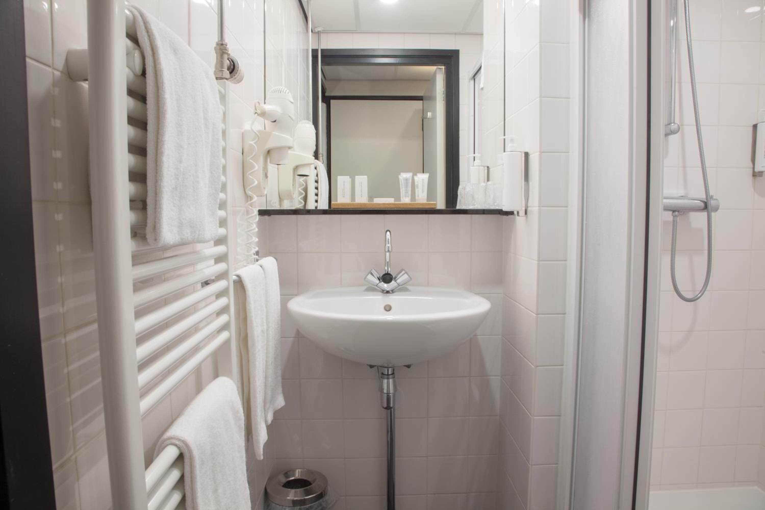 Double Room - Photo 3