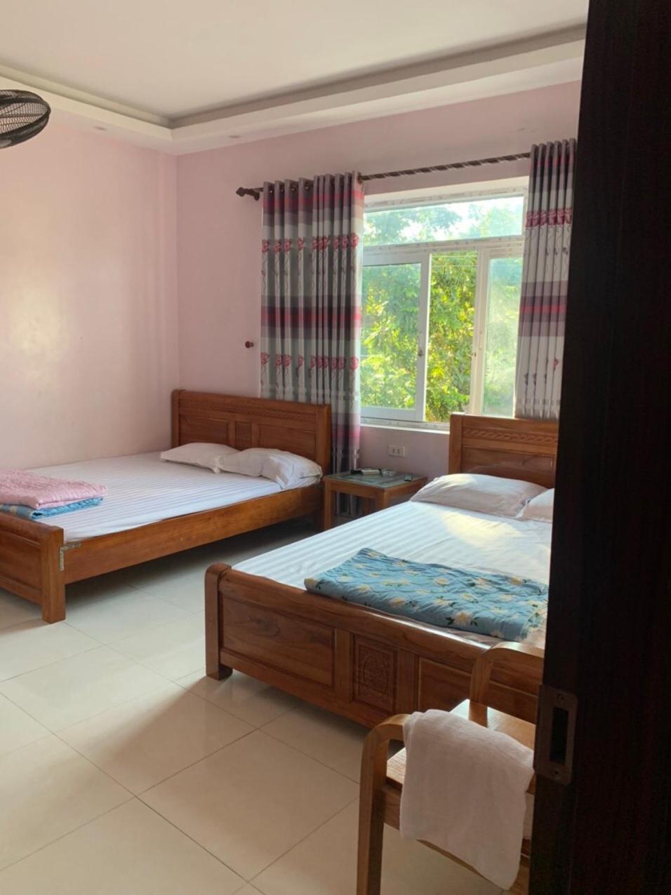 Deluxe Double Room (2 Adults + 1 Child) photo 3