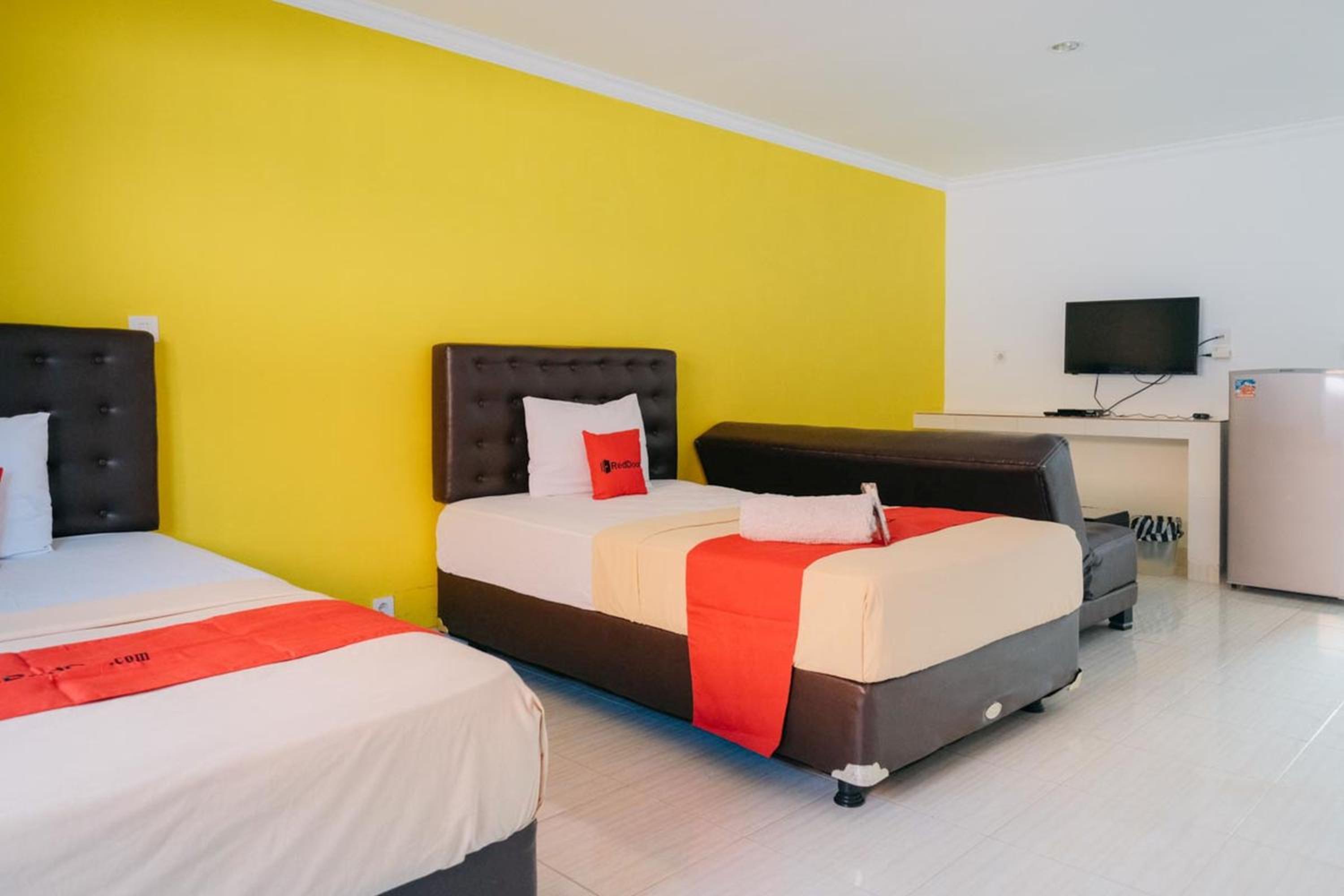 Standard Twin Room photo 2