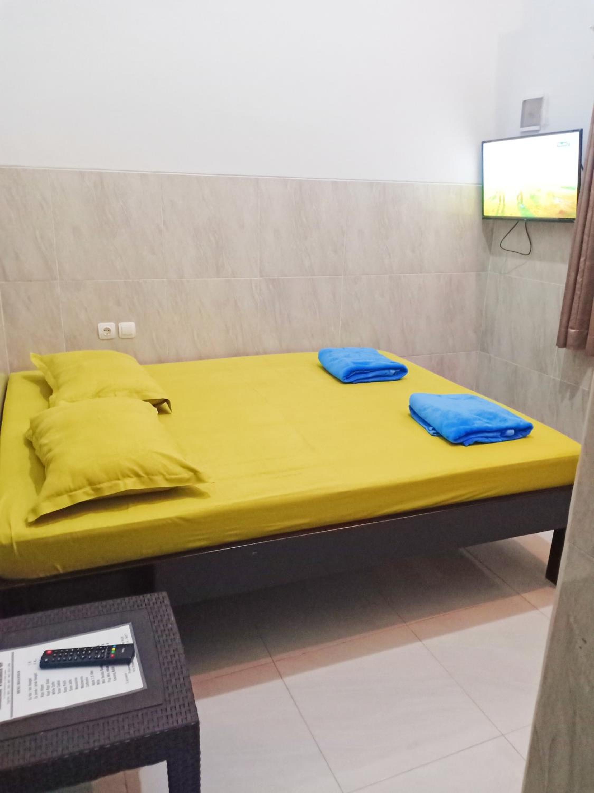 Double Room - Photo 8
